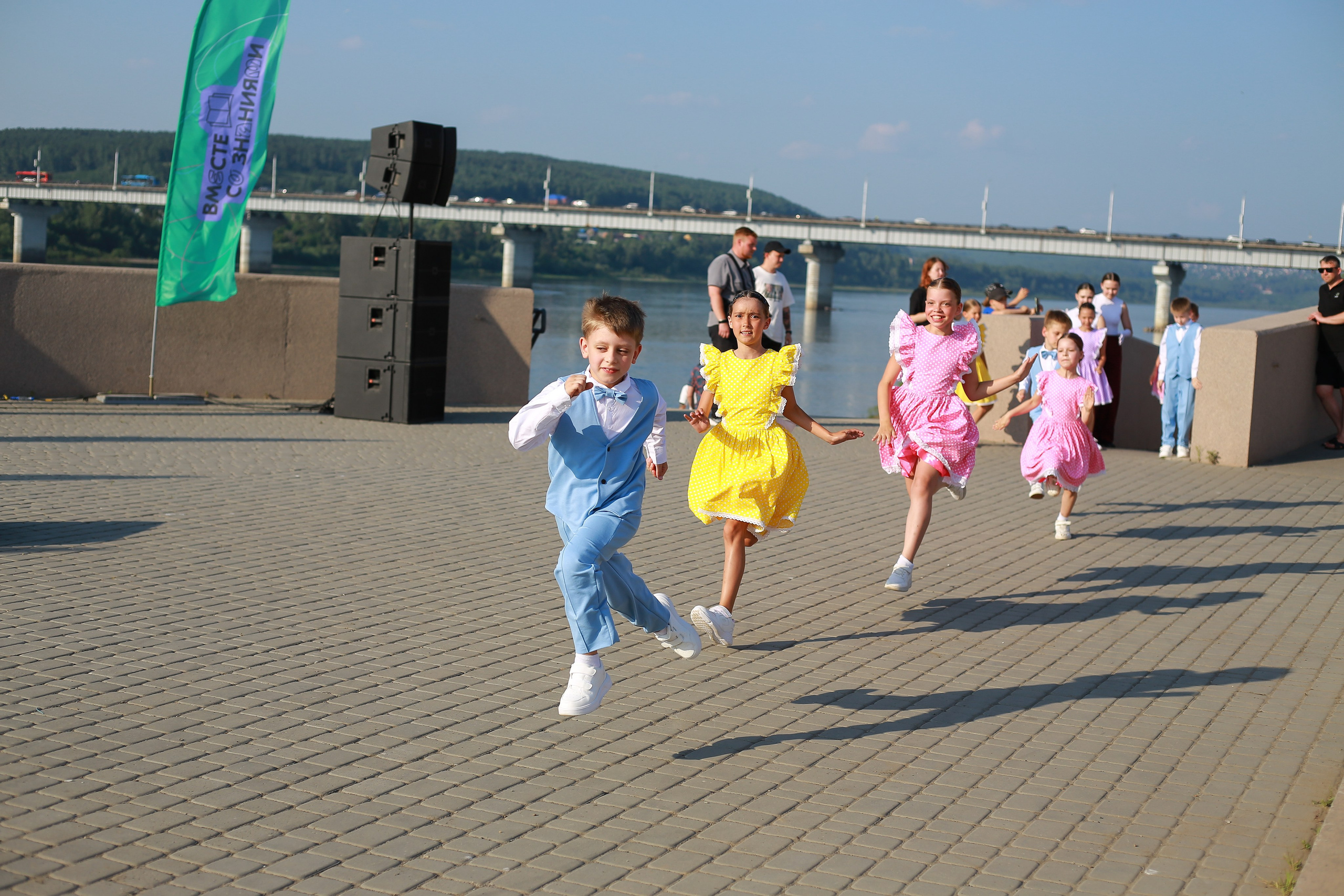 День молодежи. Портретный и репортажный фотограф в Кемерово Алексеева Анастасия