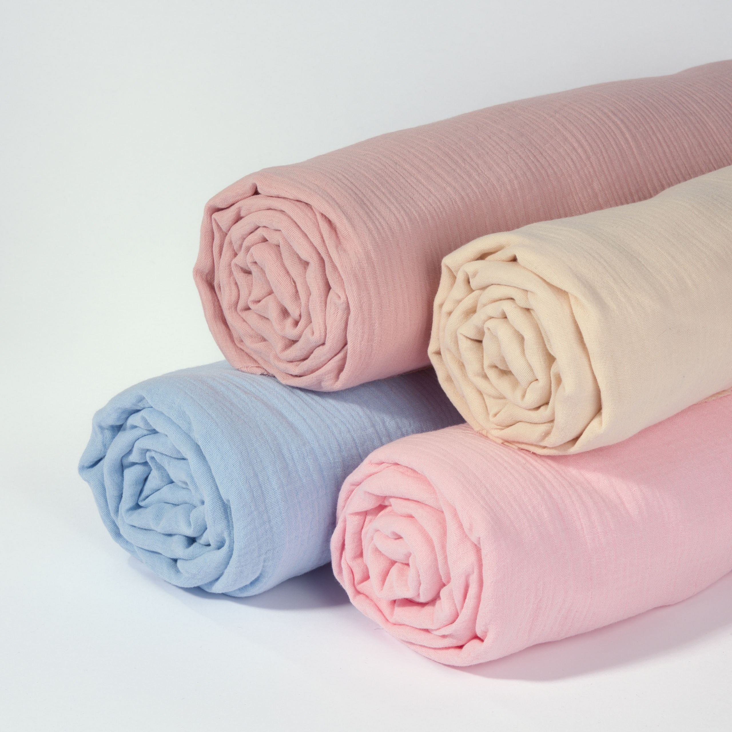 Предметные съёмки товаров для дома и кухни, изделий из ткани и прочих хозяйственных принадлежностей