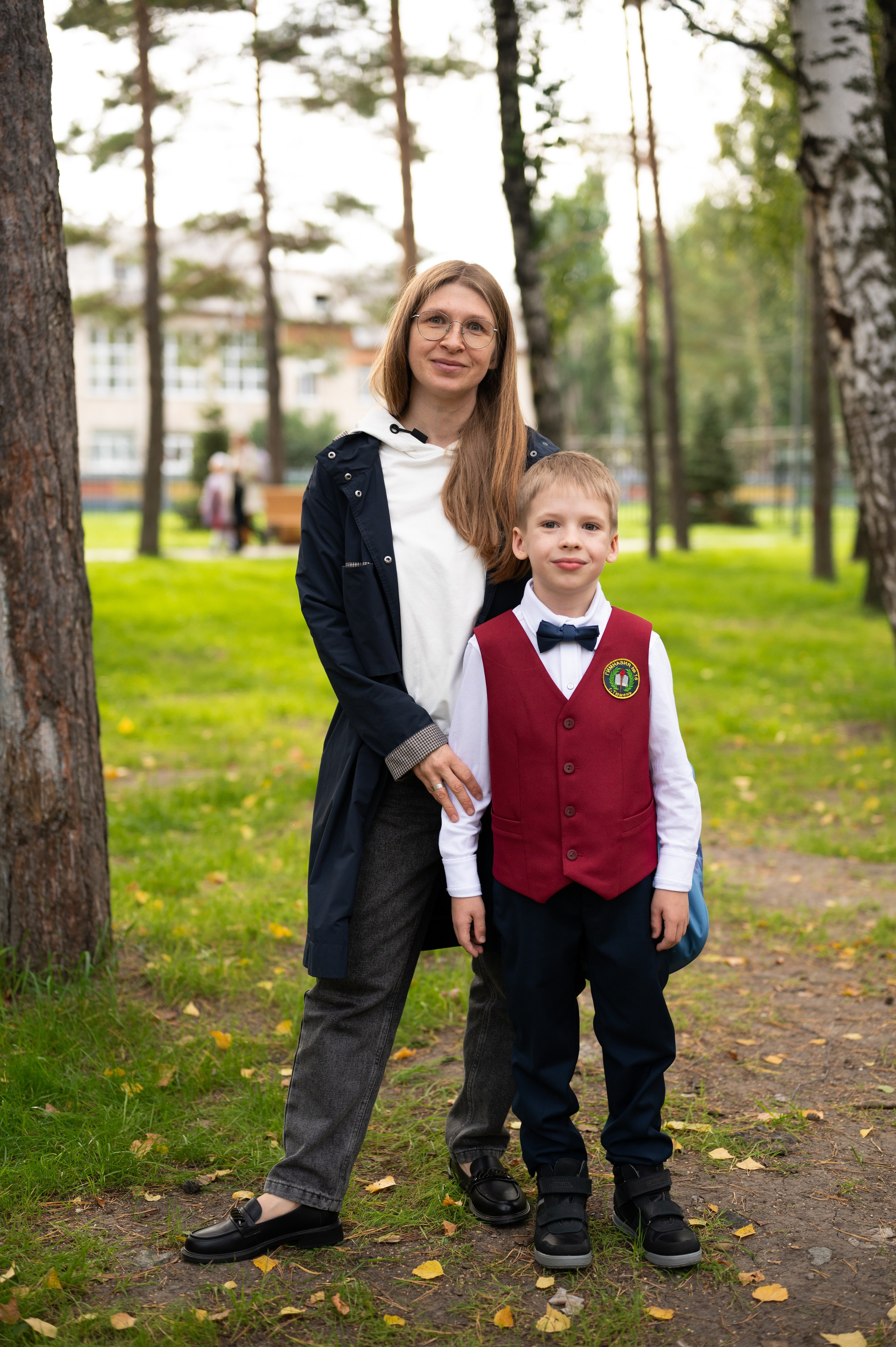 1 сентября 16 гимназия 2 класс (линейка + в классе+ на улице). Фотограф новорожденных, семейный детский в Тюмени Татьяна Морозова