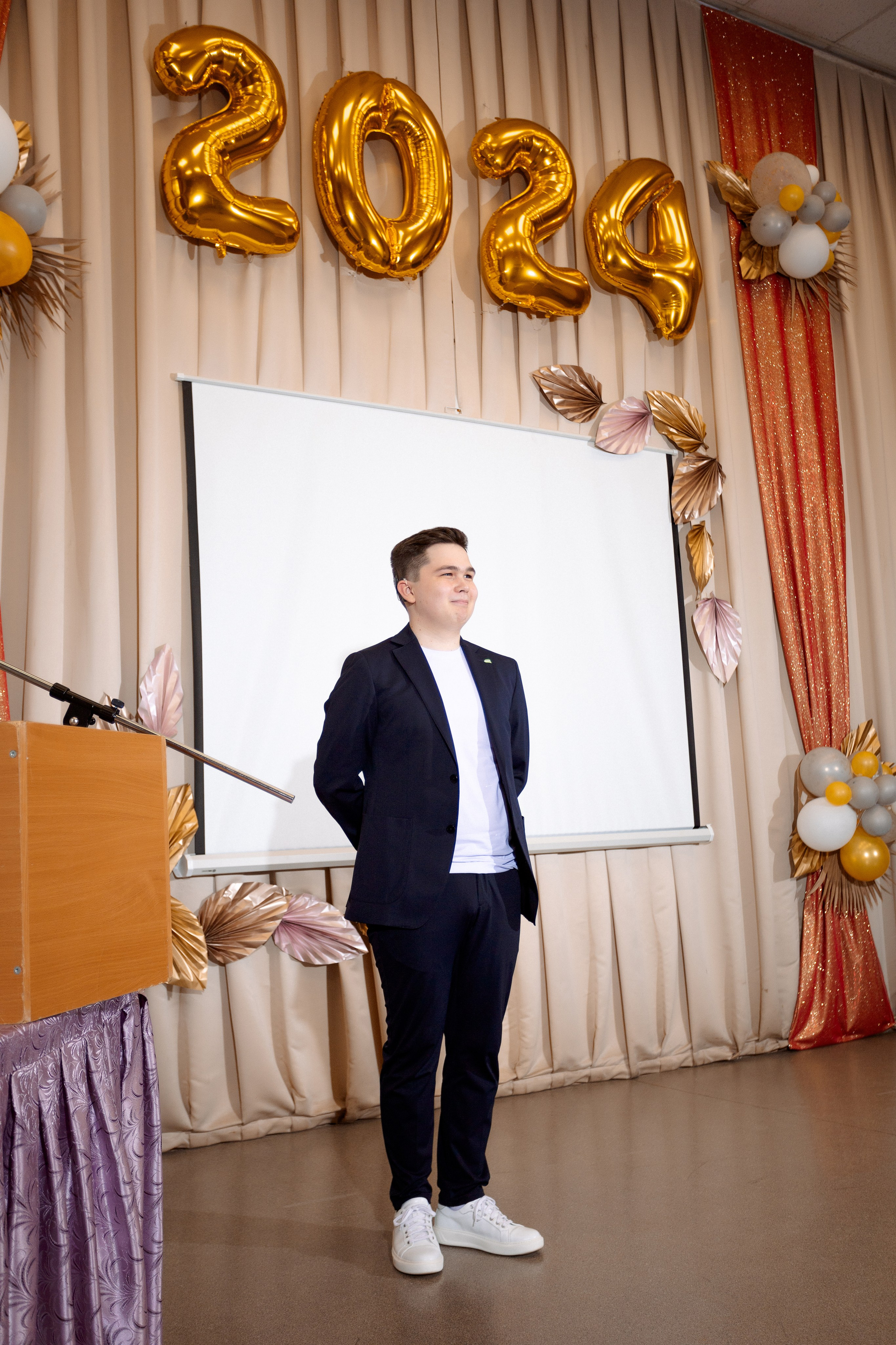 ВРУЧЕНИЕ АТТЕСТАТОВ: Пример. Все фото. Профессиональный фотограф в Ижевске Леша Петров