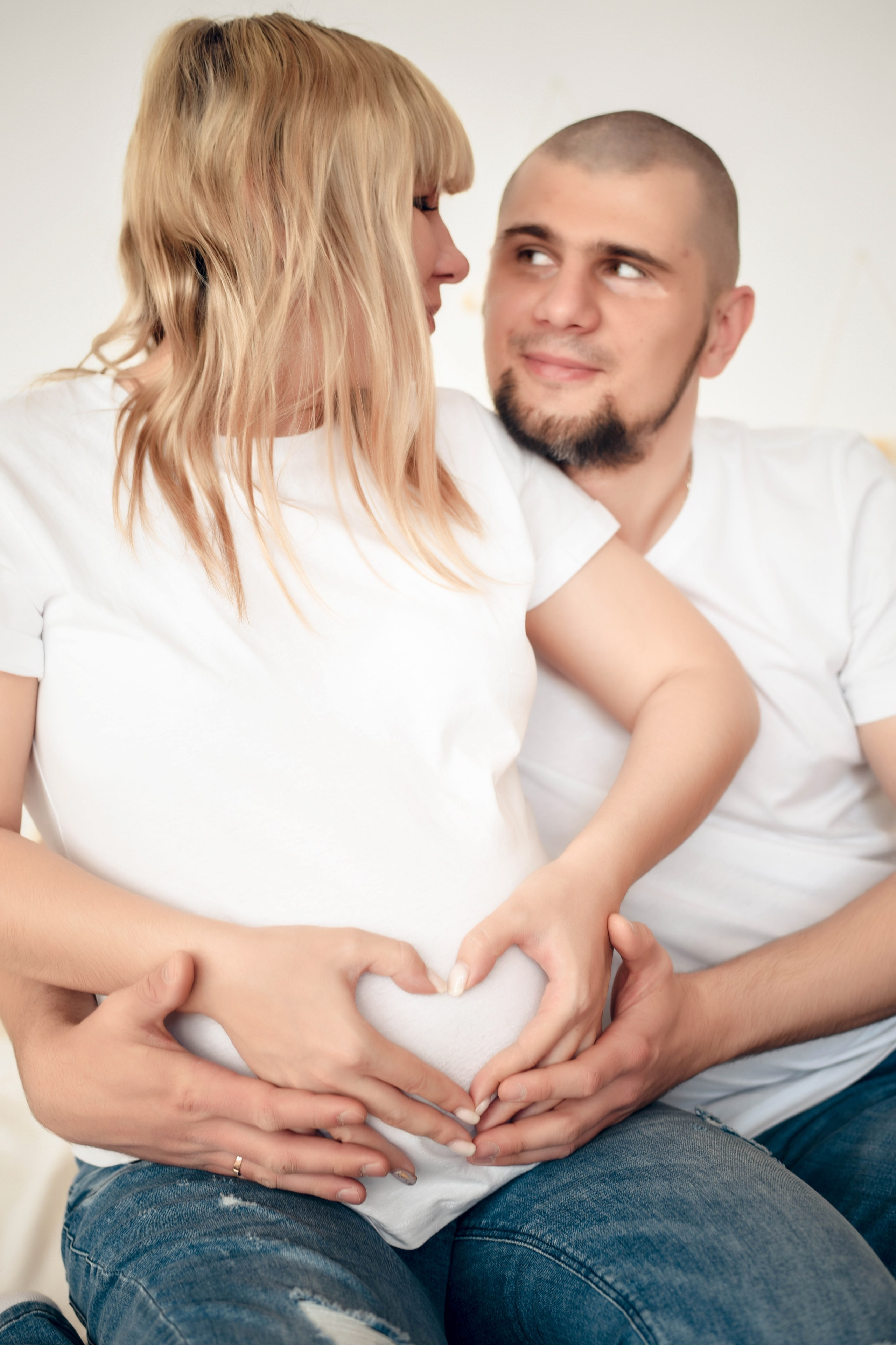 Фотосессия беременности (семейная съемка). Свадебный, семейный, детский, контент фотограф в Омске Максим Ильин