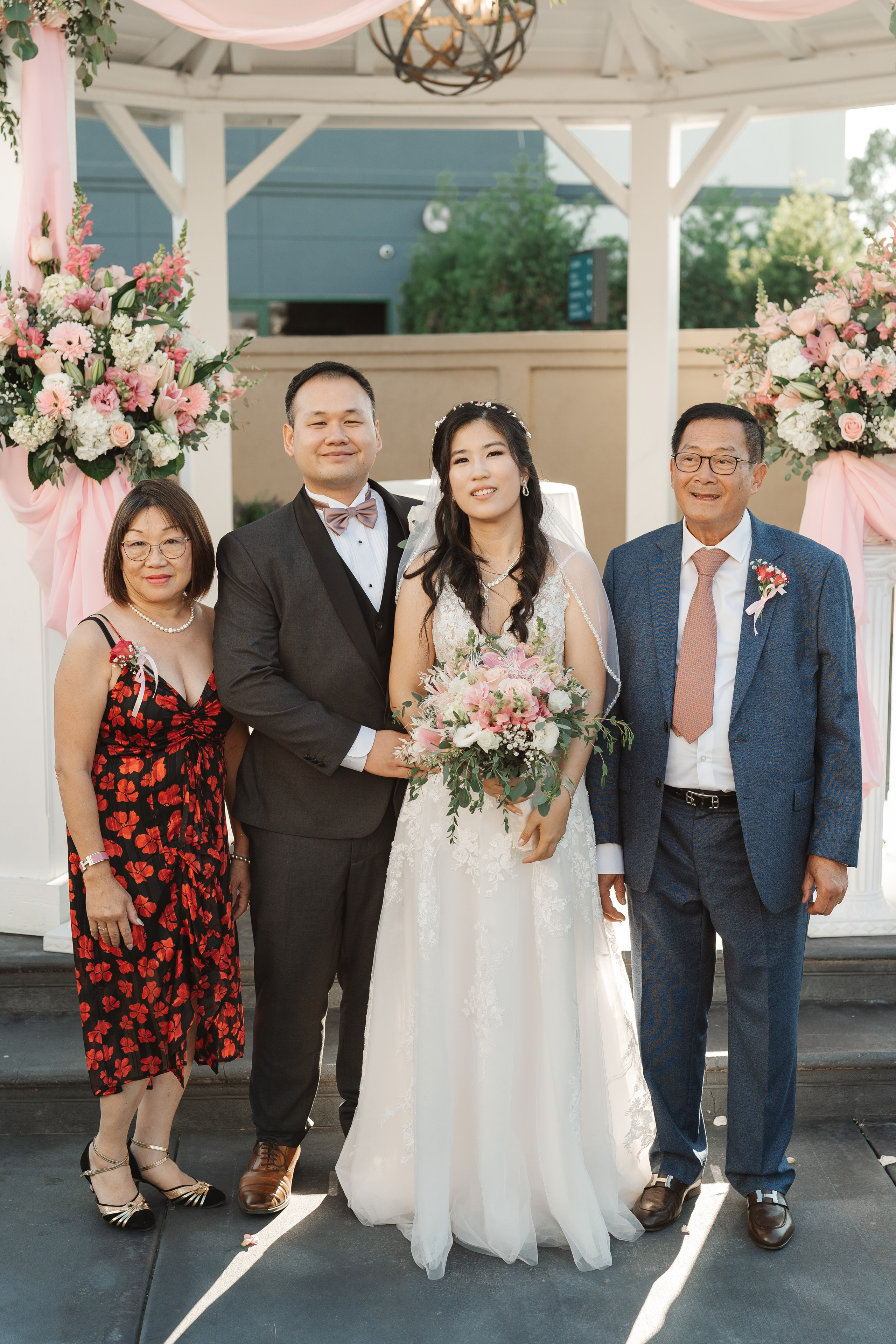 2025-08-16_AndreaChristopher. Ретушер Зенькевич Света