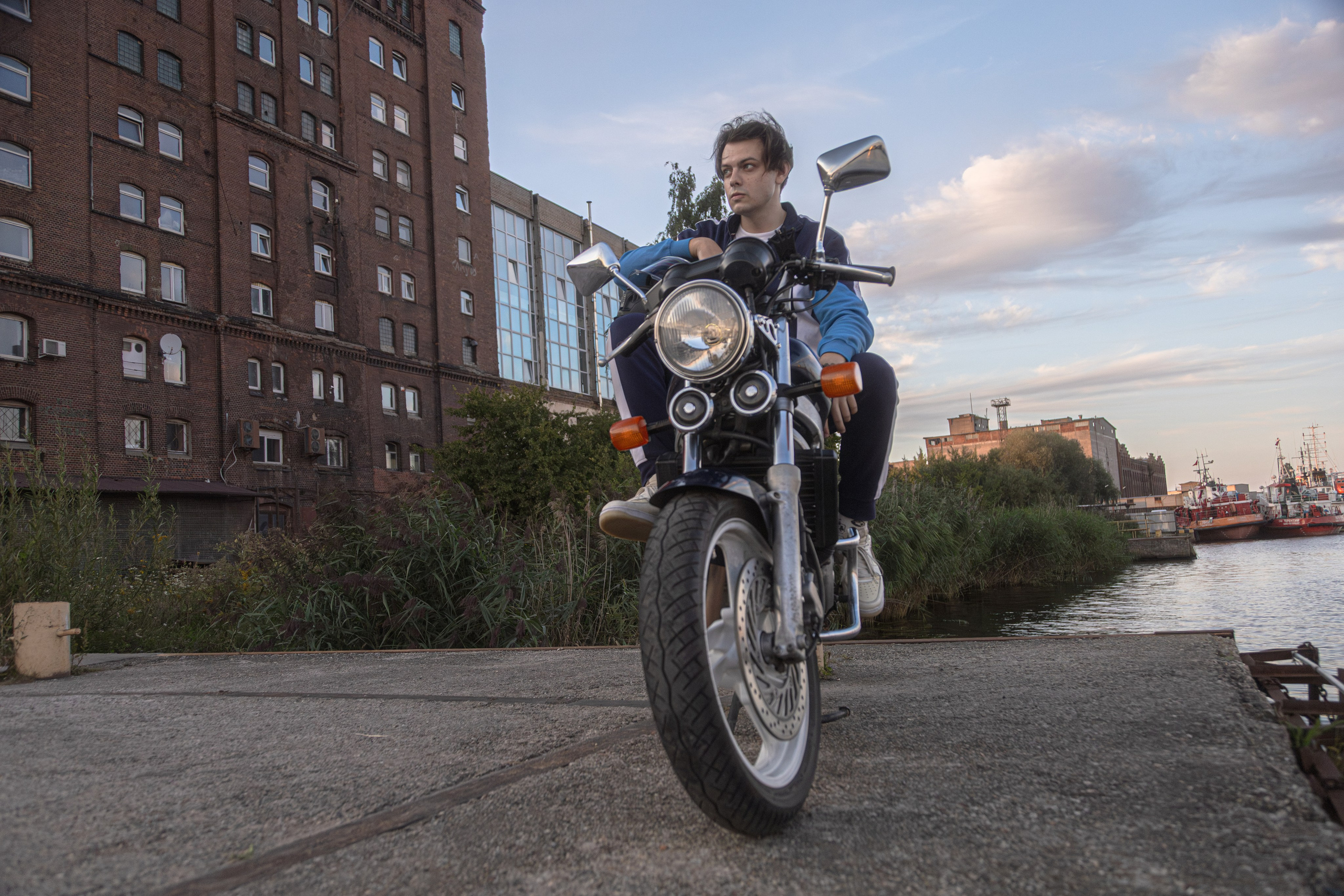 Daniil R. — Digital Noise —