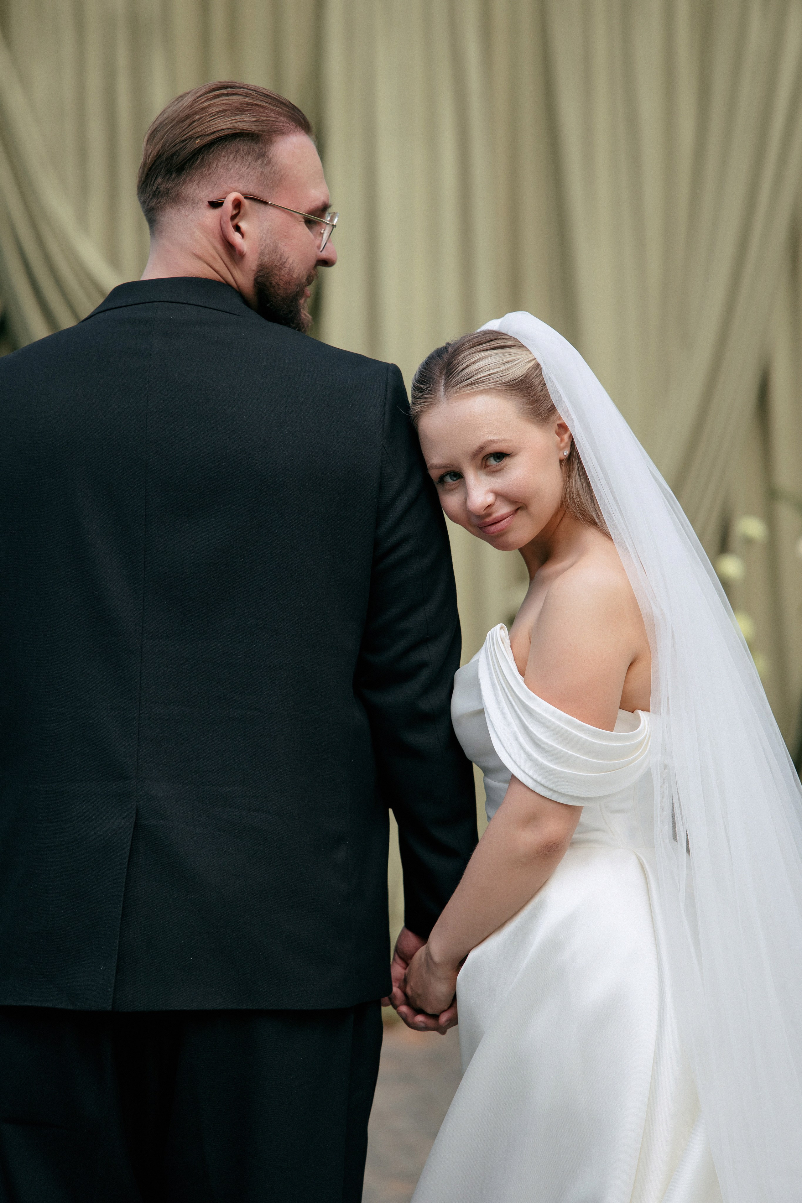 ЛЕС Event House выездная регистрация и свадебный банкет на площадке ЛЕС. Свадебный фотограф Москва