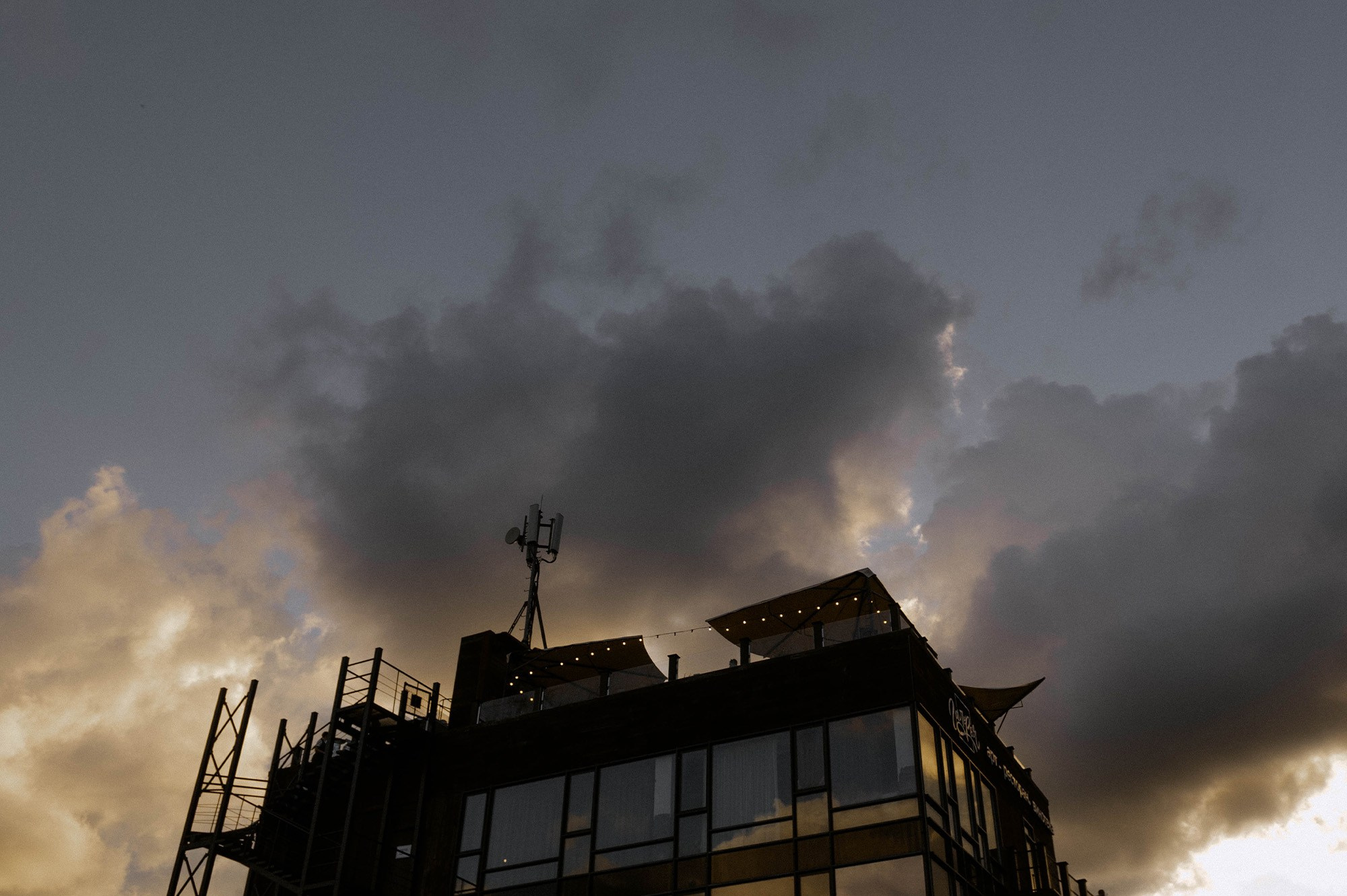 Важный шаг. Свадебный фотограф в Санкт-Петербурге, Москве, СПб Сергей Поддубный