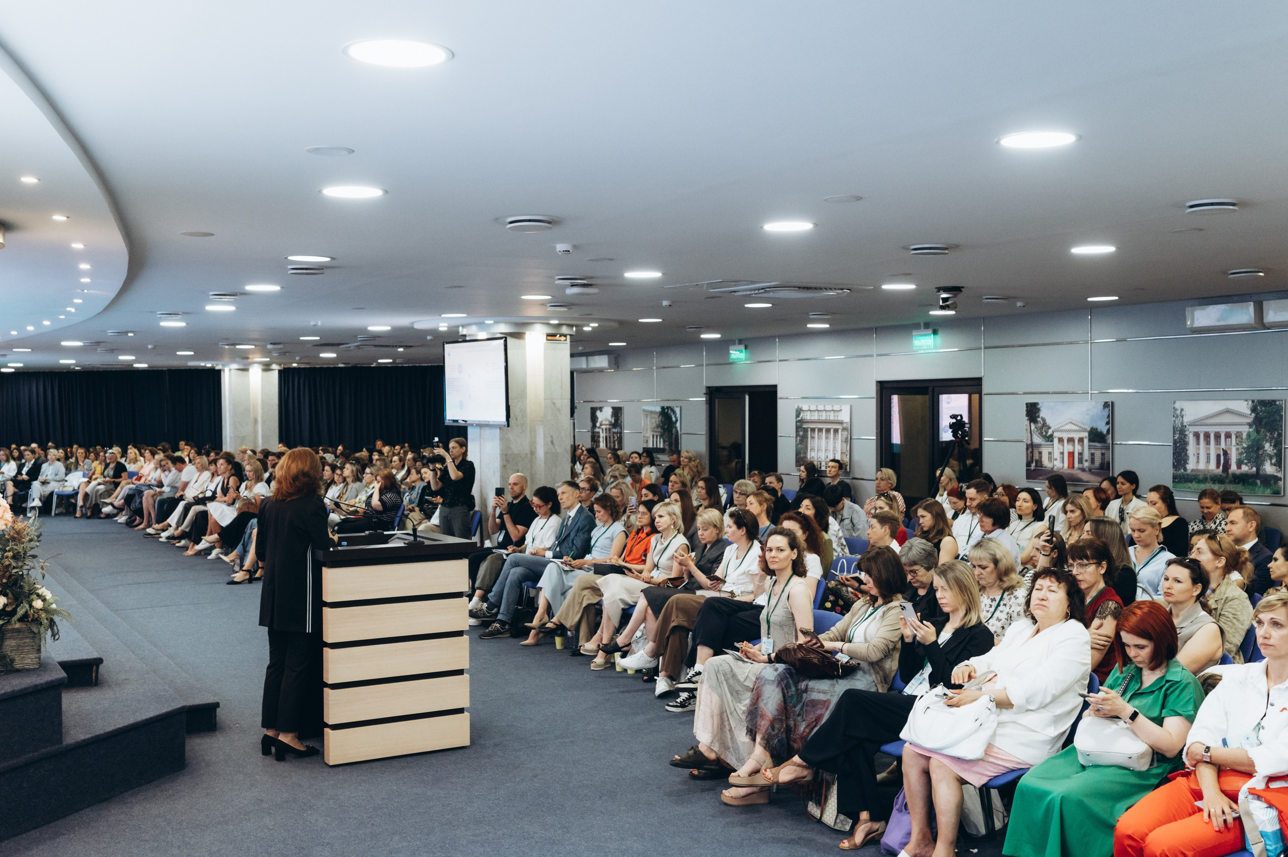 Конференция «Поколение вне возраста. Превентивная медицина, биохакинг, нутрициология — технологии будущего», 2024. Женский и семейный фотограф в Москве и Красногорске Светлана Левченко