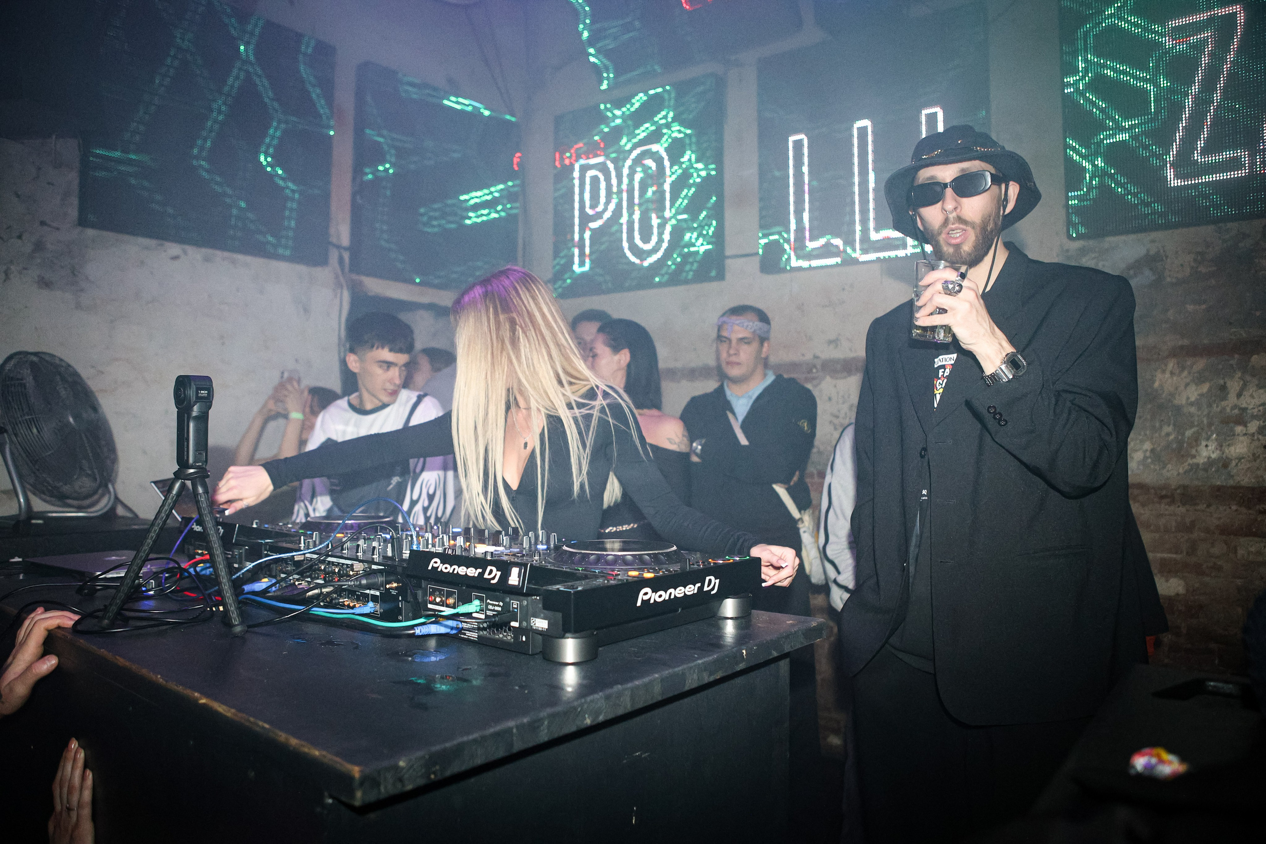 Only 2K17 & Полка + May Wave$ + Иван Золо / @Барный Союз / Краснодар. Концертный фотограф в Краснодаре