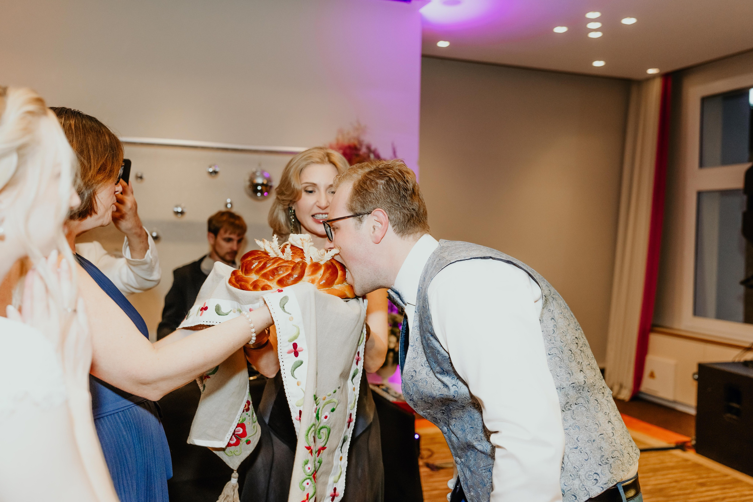 Photographe mariage Suisse Genève Europe. Professional Wedding Photographer Geneva & Romande Switzerland | Tanya Creator