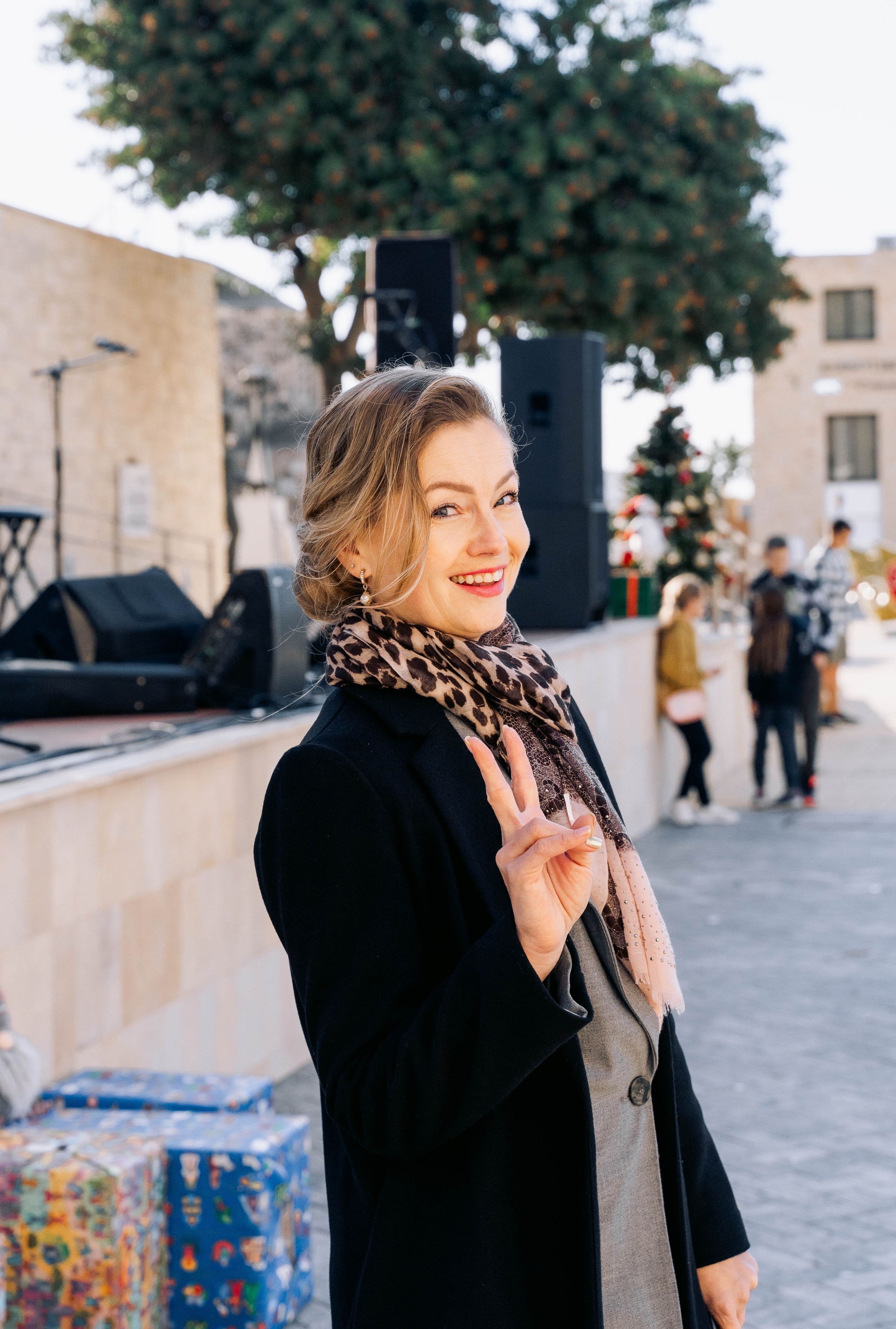 Новогодняя ярмарка от БФ «Радуга на Кипре». Свадебный и семейный фотограф Ирина Чернова