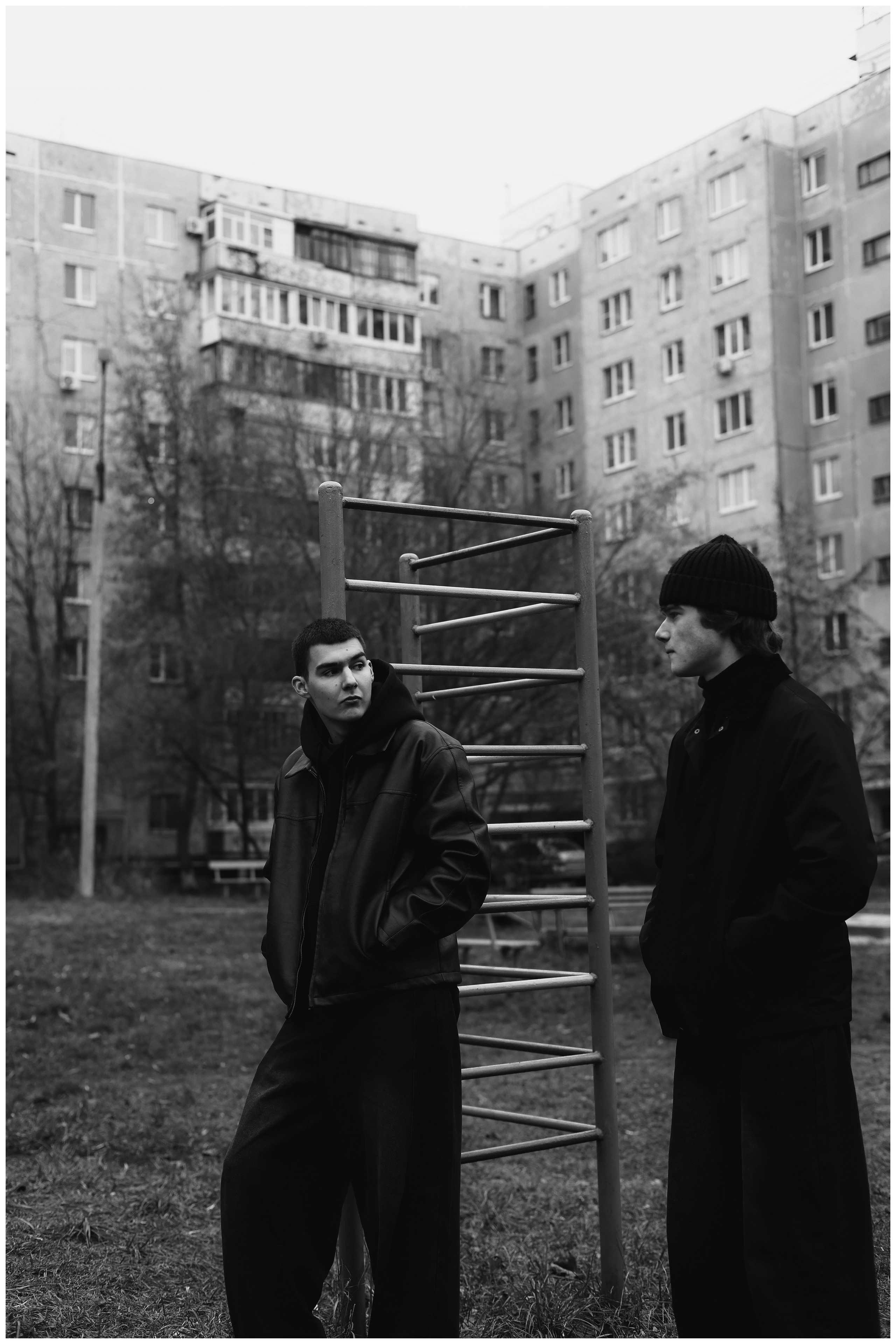 Богдан и Михаил. Портретный фотограф в Орле. Готовые фото за 3 дня! Помощь в позировании. Советы по организации