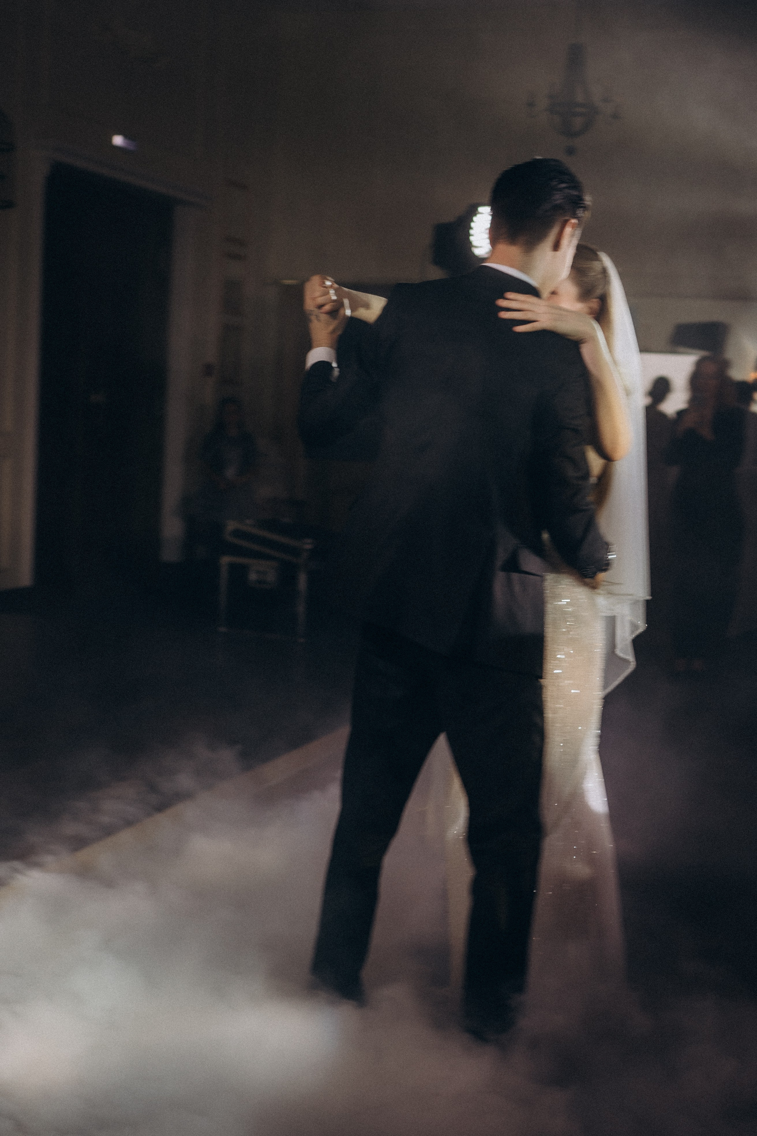 СВАДЕБНАЯ СЬЕМКА СБОРОВ В ОТЕЛЕ И ВЫЕЗД НА ЦЕРЕМОНИЮ (СНЯТО В СИБИРЕ В НИЖНЕВАРТОВСКЕ). Профессиональный фотограф, Санкт-Петербург — Виктория Богомолова