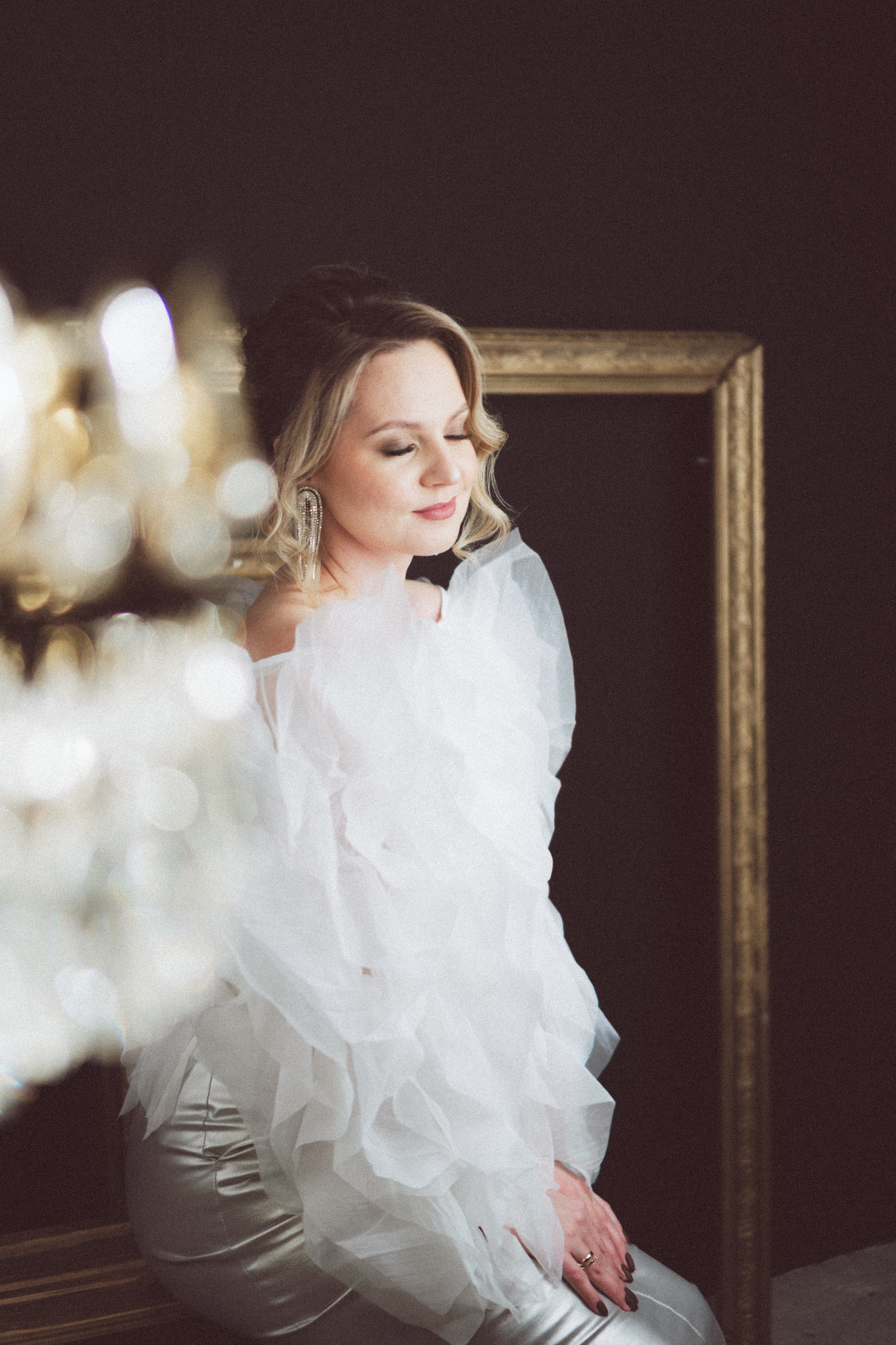 НОВОГОДНЯЯ ФОТОСЕСИИЯ В СТУДИИ ДЛЯ ДЕВУШКИ И ПРОГУЛКА ПО ЧЕРНЫШЕВСКОЙ. Профессиональный фотограф, Санкт-Петербург — Виктория Богомолова