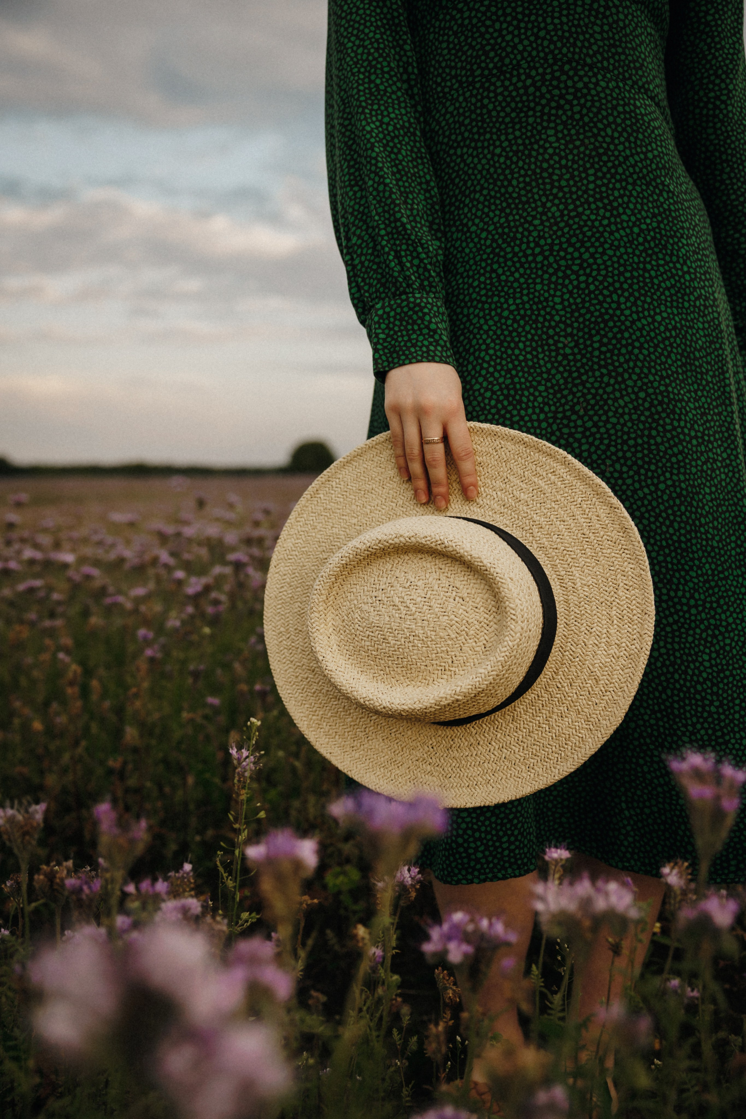 Фотосессия в цветочном поле под витебском