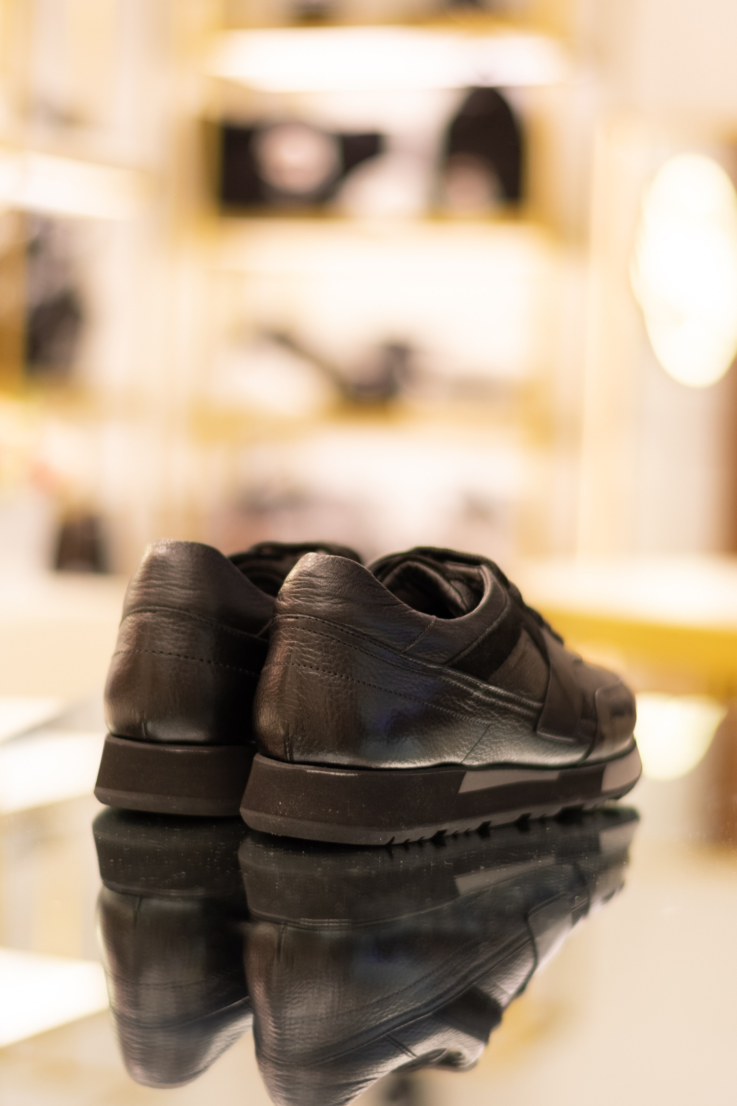 Для организаций. Предметная фотосессия для обувного магазина Capsula. Фотограф/видеограф Богдан Голованов