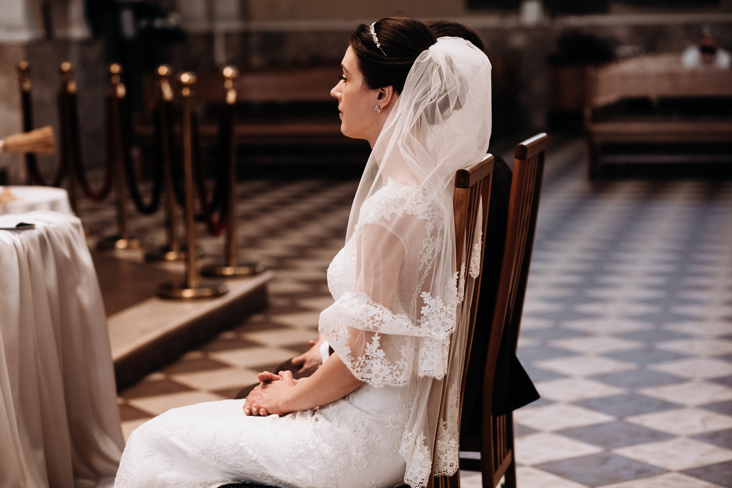 Олег и Вера. Венчание в католическом храме. Свадебный и семейный фотограф в Москве Евгения Лисина