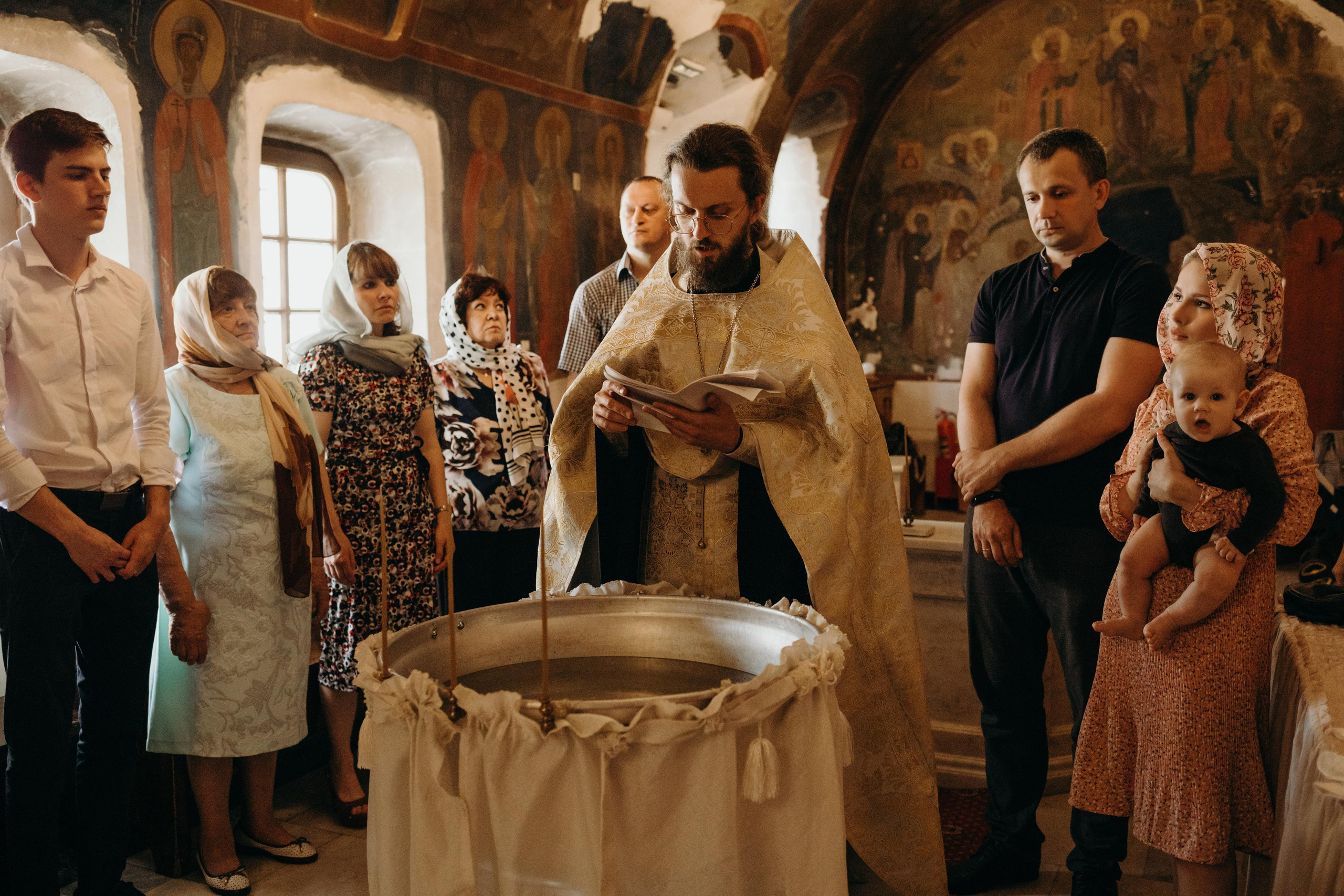 Фотоъемка крещения в Москве. Свадебный и семейный фотограф в Москве Евгения Лисина