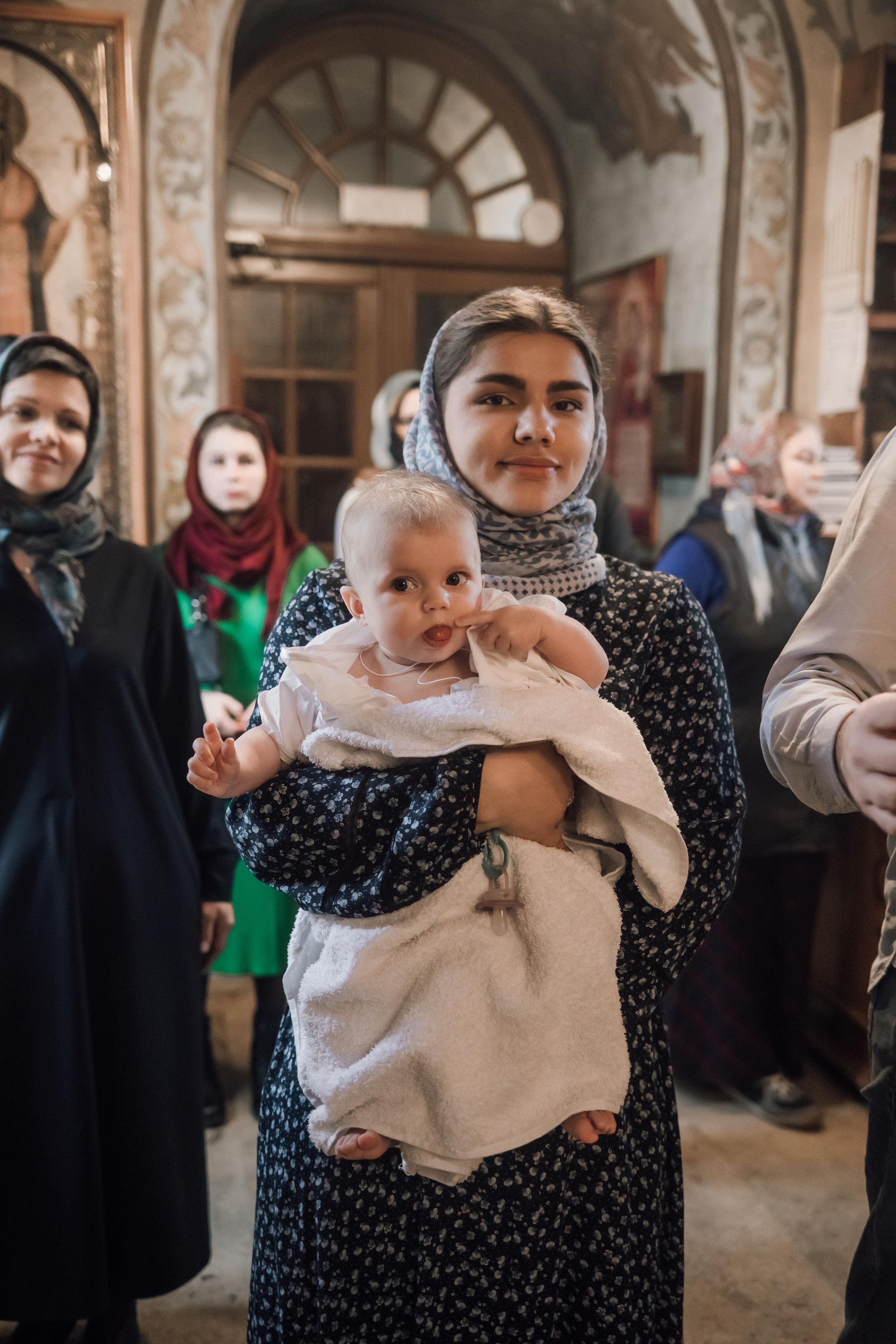 Фотоъемка крещения в Москве. Свадебный и семейный фотограф в Москве Евгения Лисина