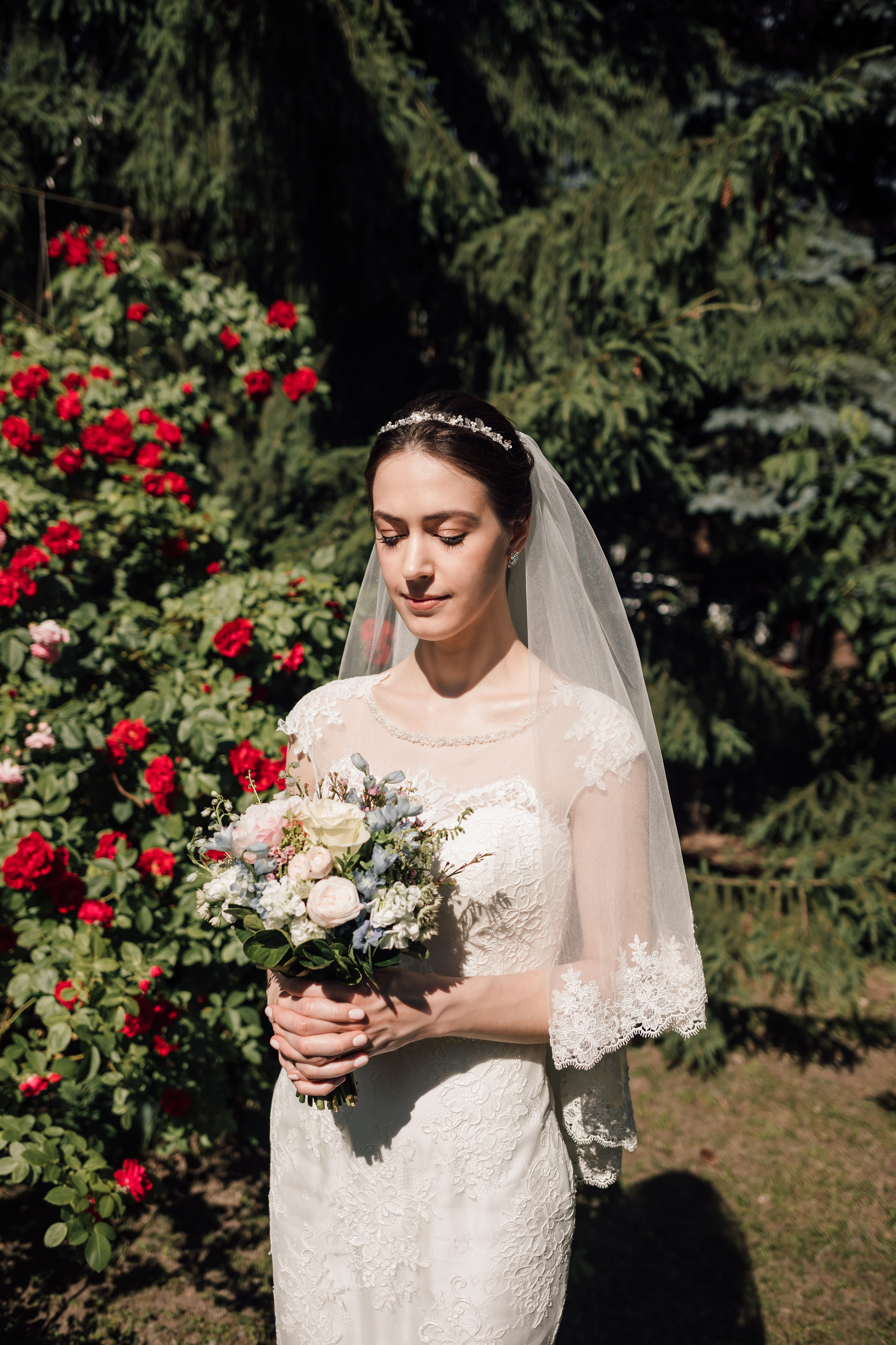 Олег и Вера. Венчание в католическом храме. Свадебный и семейный фотограф в Москве Евгения Лисина