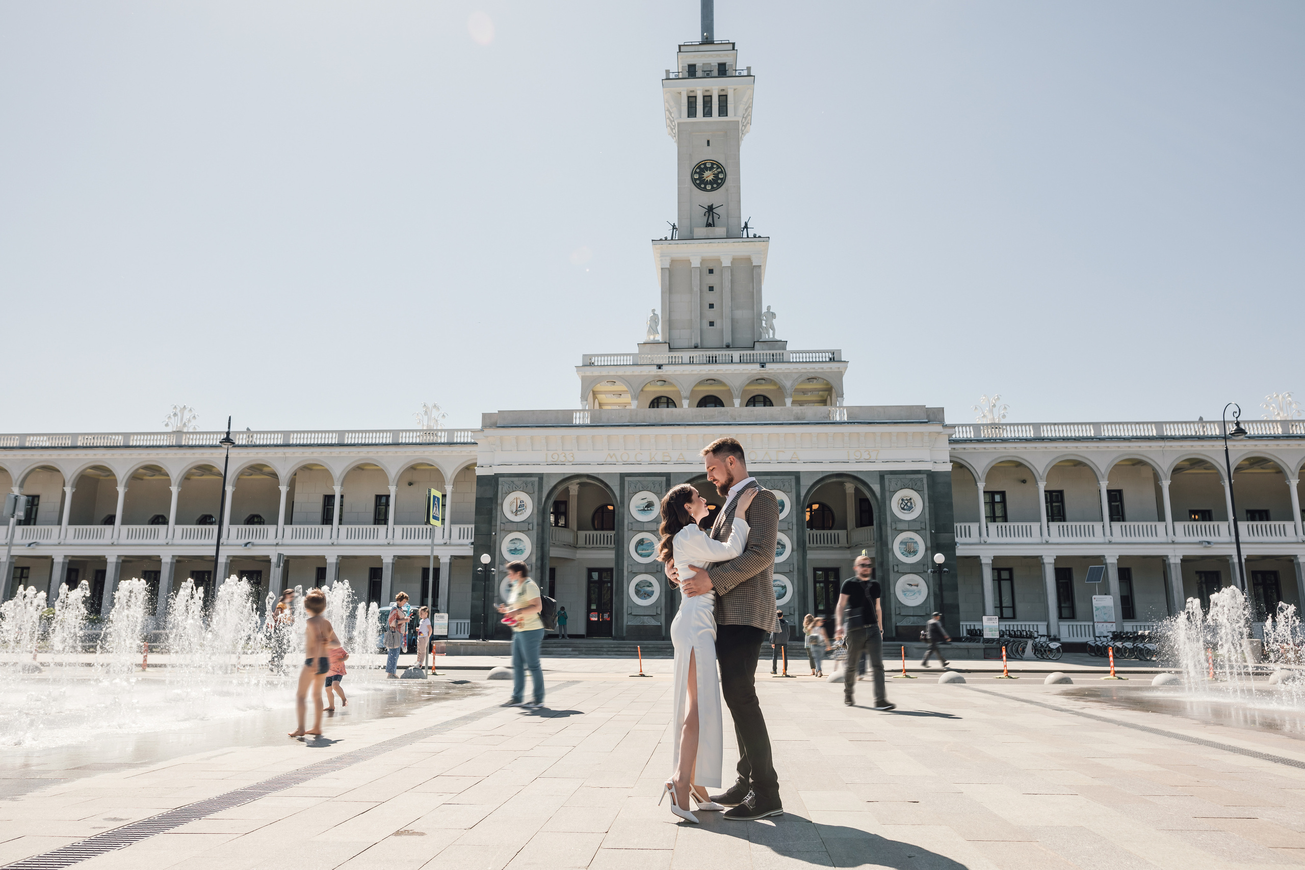 Таня и Саша. Речной вокзал. Свадебный и семейный фотограф в Москве Евгения Лисина