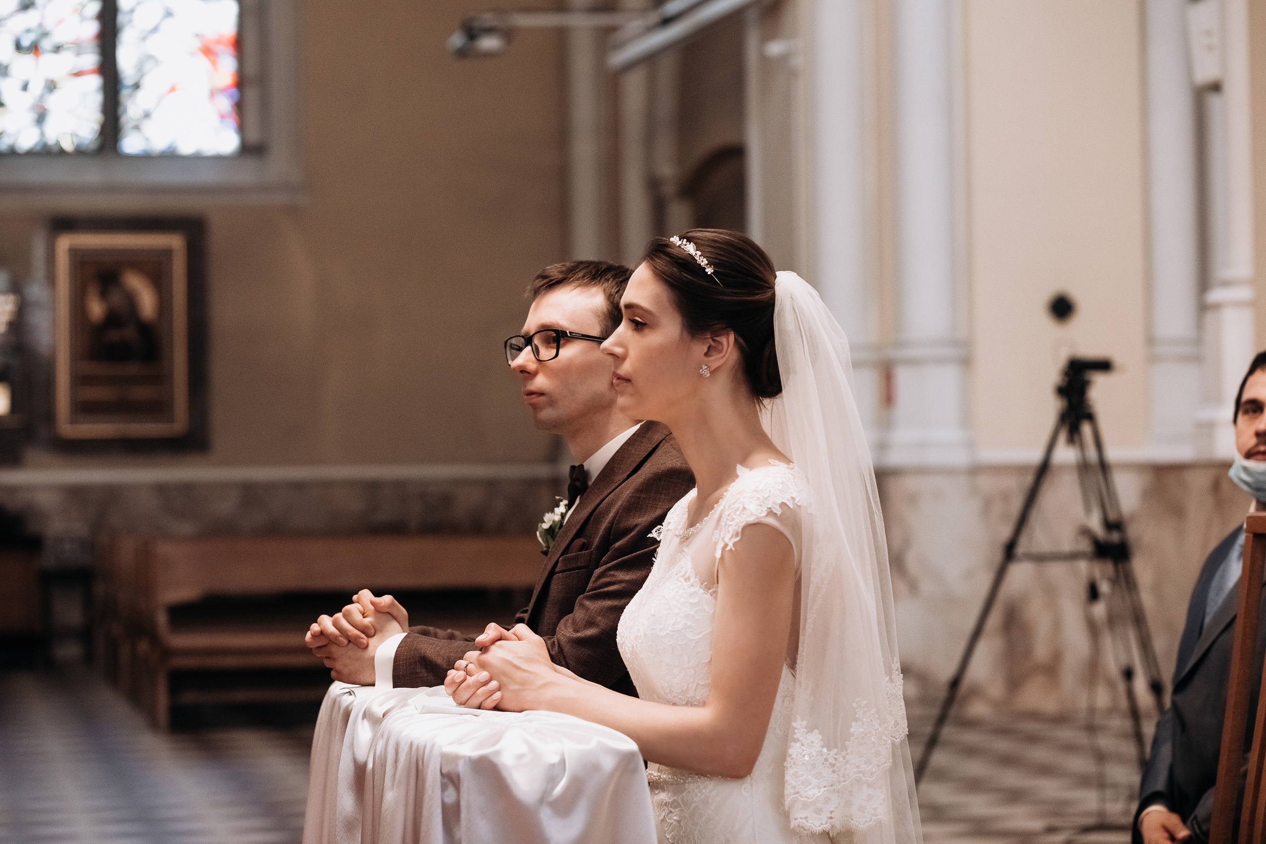 Олег и Вера. Венчание в католическом храме. Свадебный и семейный фотограф в Москве Евгения Лисина