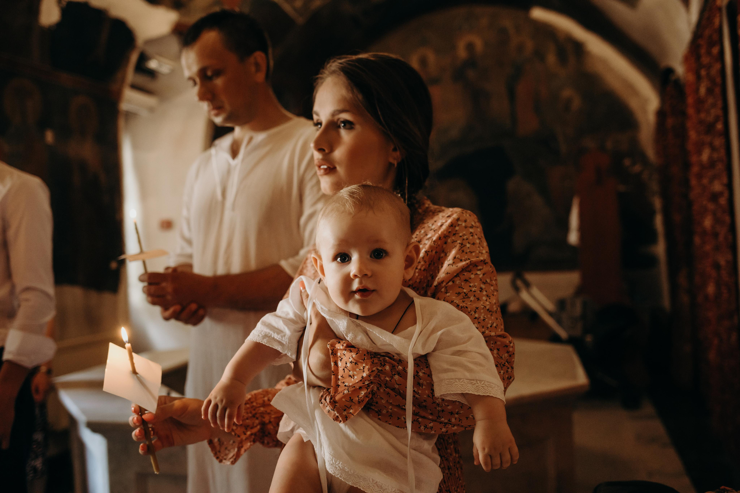 Фотоъемка крещения в Москве. Свадебный и семейный фотограф в Москве Евгения Лисина