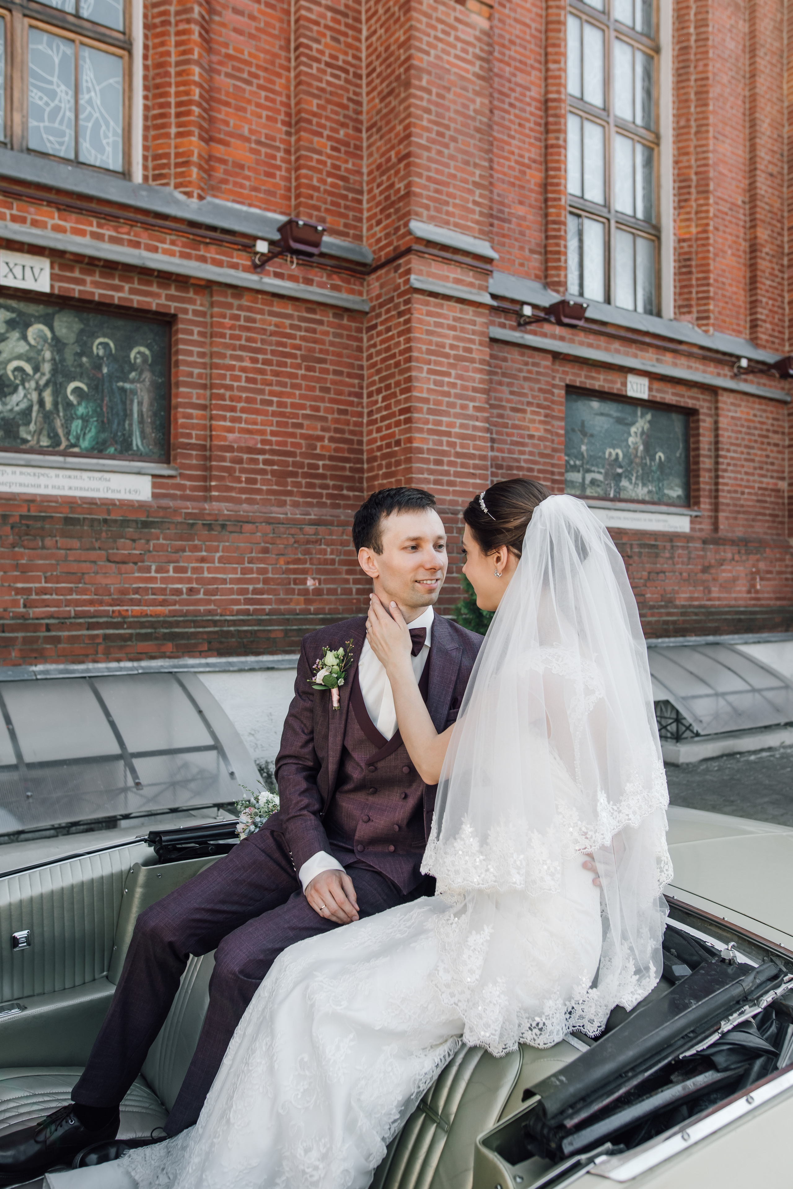Олег и Вера. Венчание в католическом храме. Свадебный и семейный фотограф в Москве Евгения Лисина