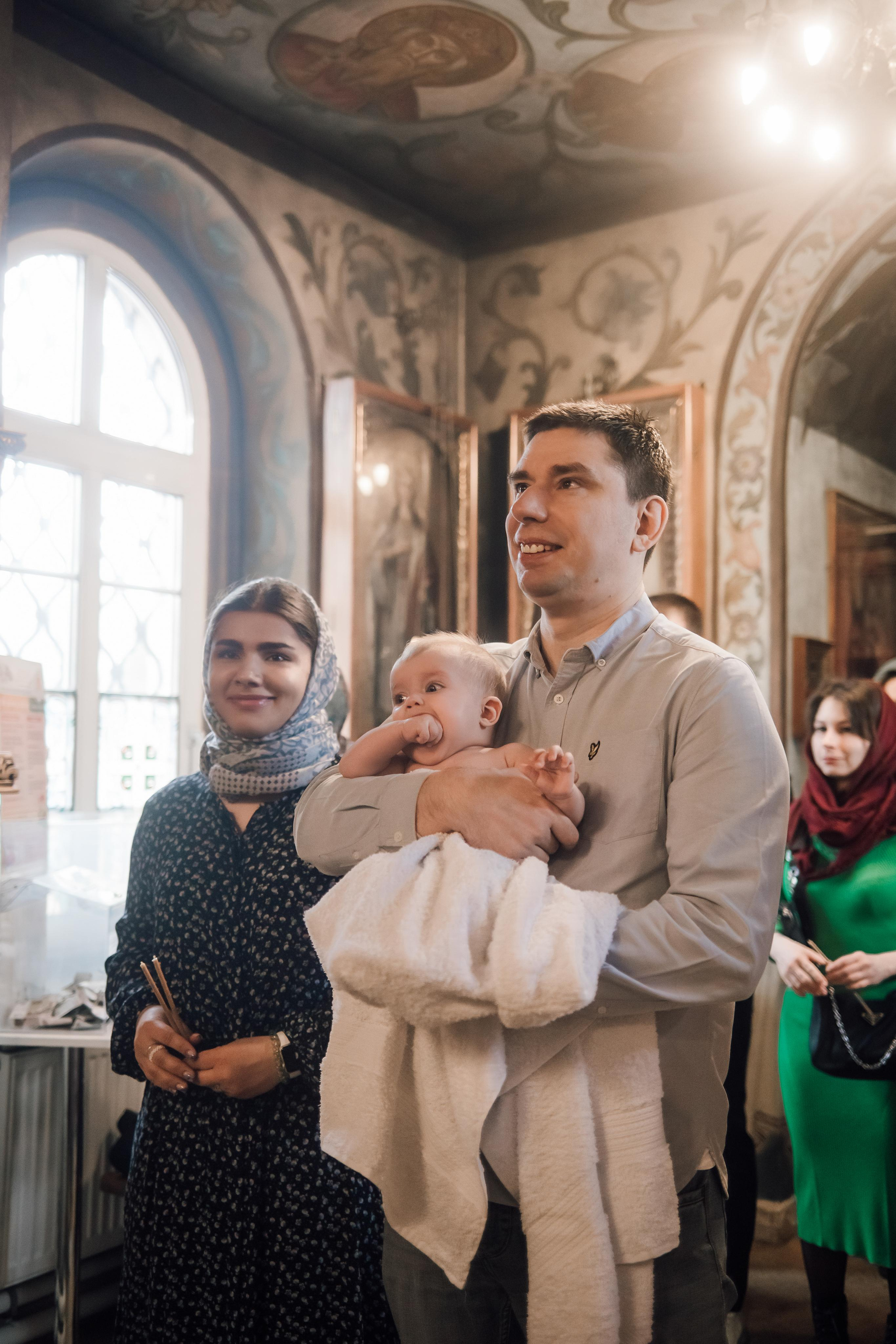 Фотоъемка крещения в Москве. Свадебный и семейный фотограф в Москве Евгения Лисина