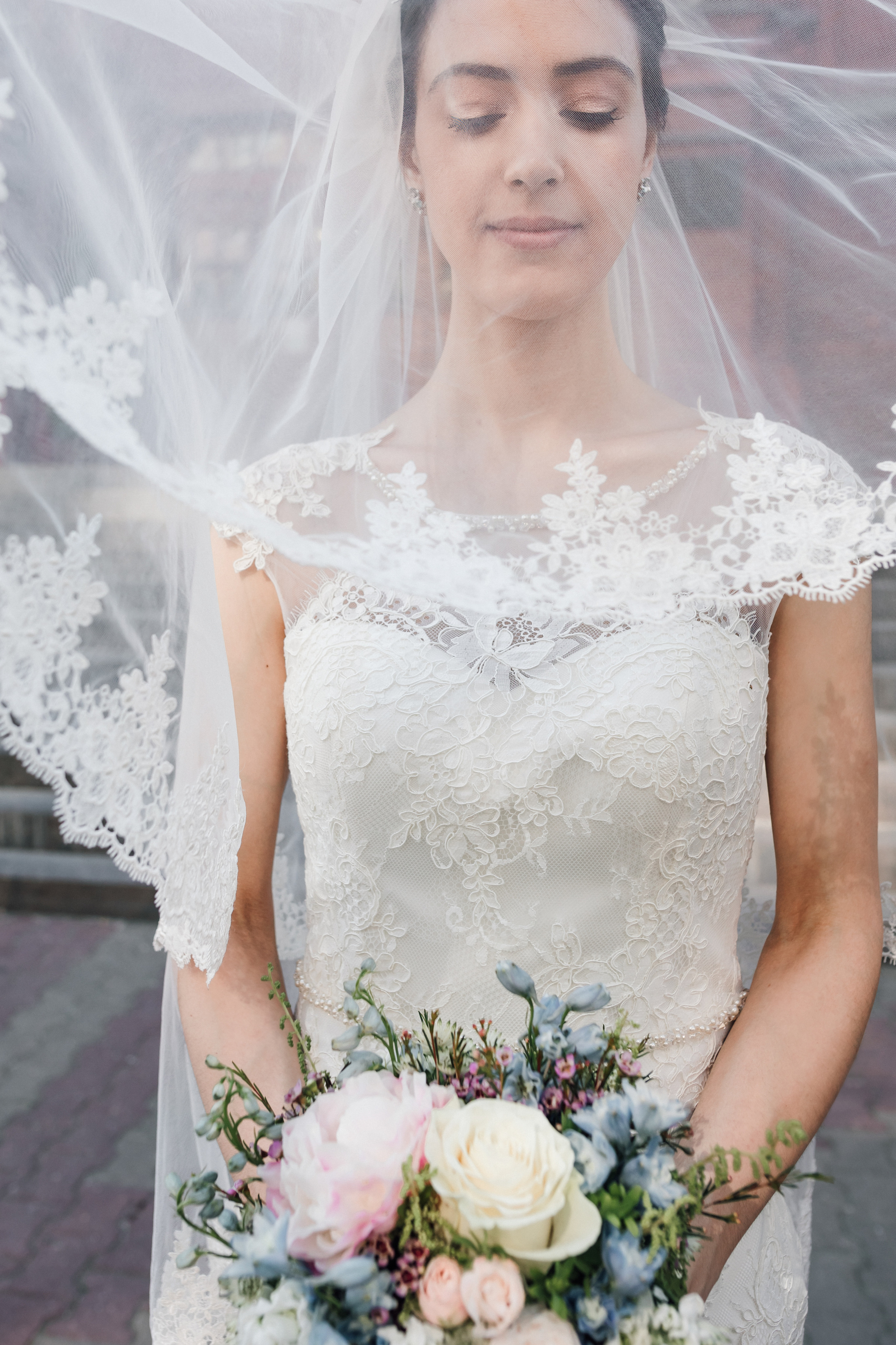 Олег и Вера. Венчание в католическом храме. Свадебный и семейный фотограф в Москве Евгения Лисина