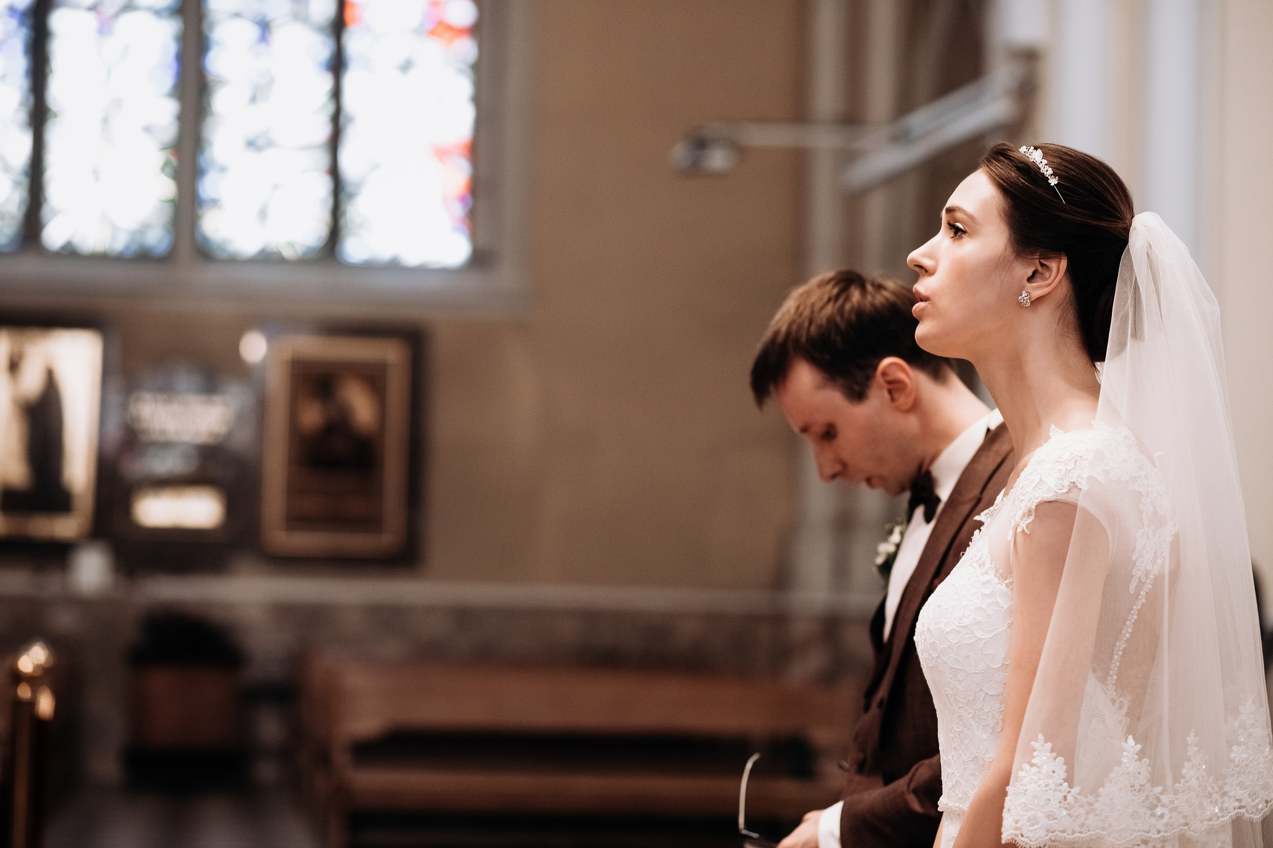 Олег и Вера. Венчание в католическом храме. Свадебный и семейный фотограф в Москве Евгения Лисина