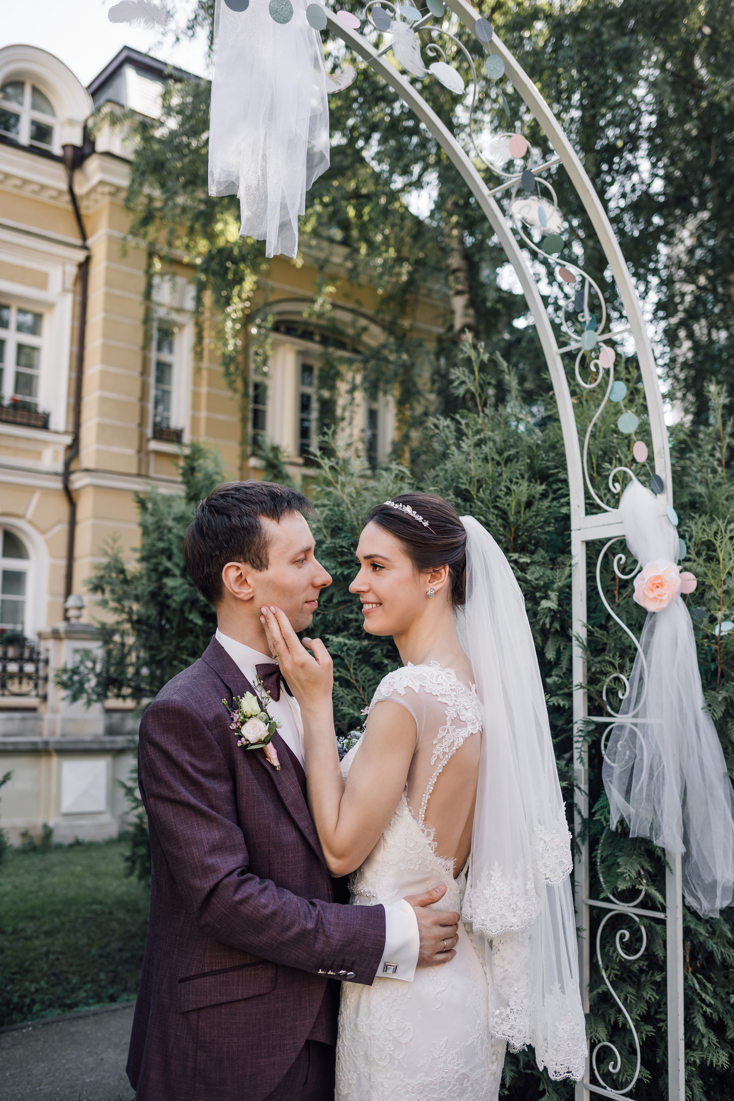 Олег и Вера. Венчание в католическом храме. Свадебный и семейный фотограф в Москве Евгения Лисина