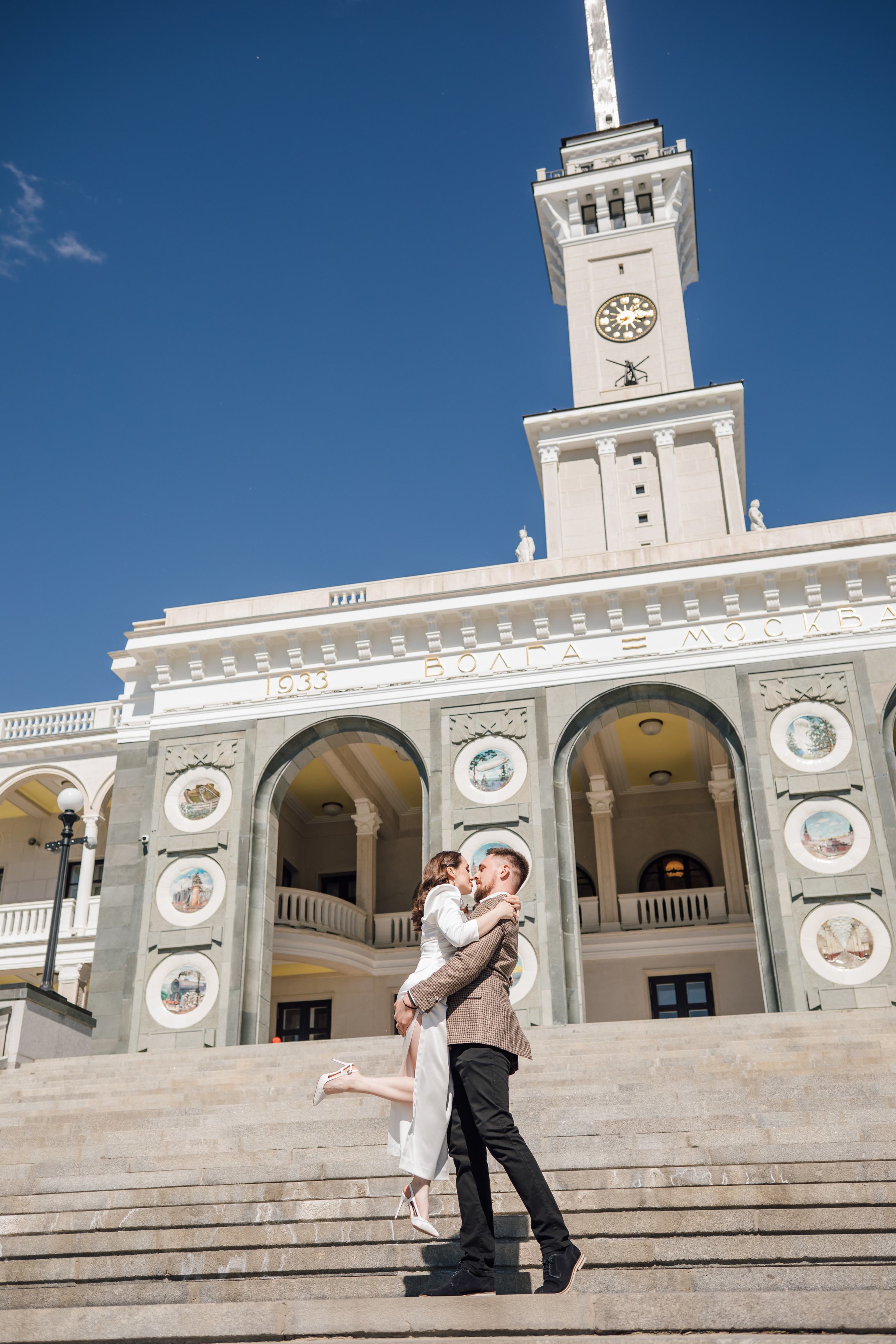 Таня и Саша. Речной вокзал. Свадебный и семейный фотограф в Москве Евгения Лисина