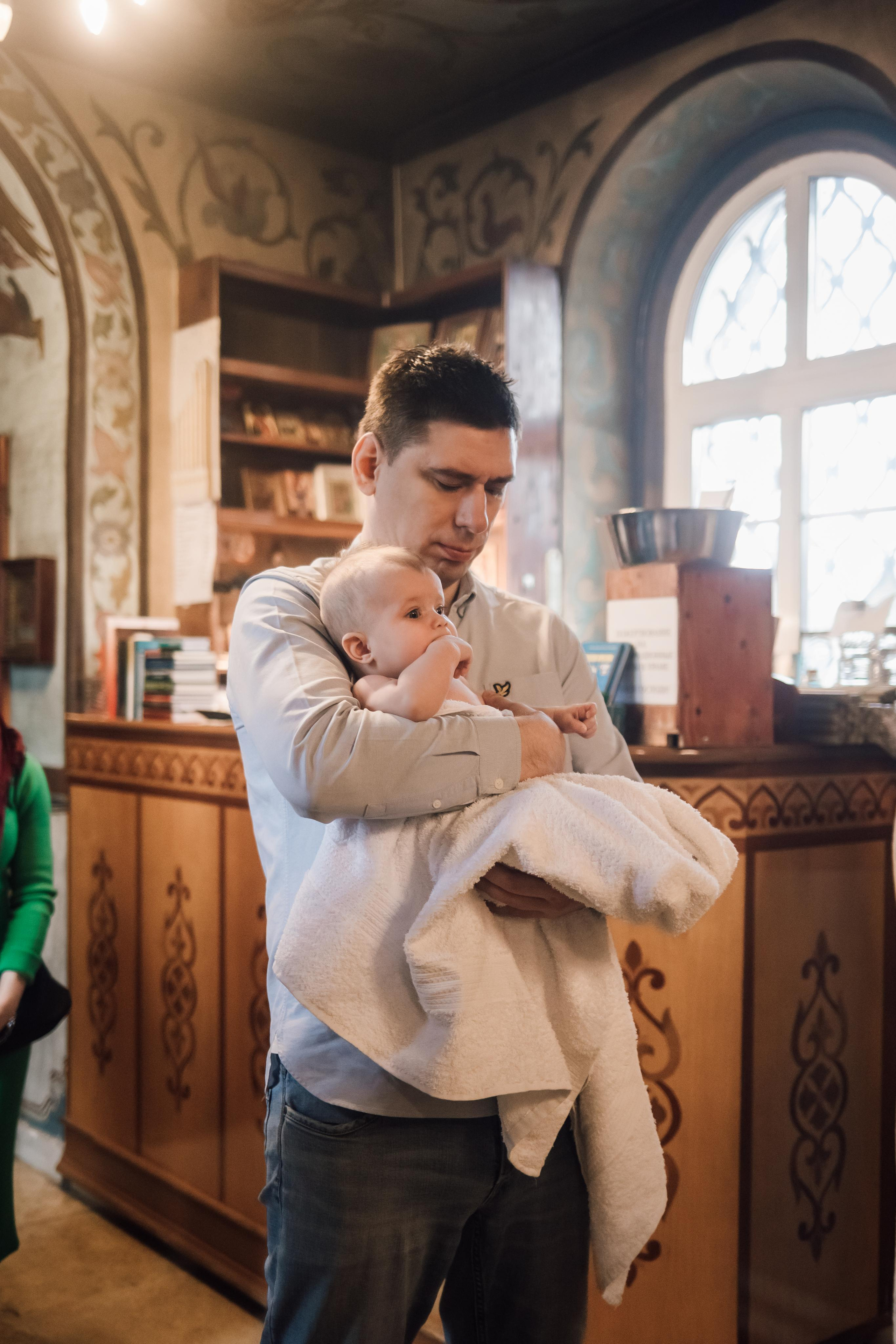 Фотоъемка крещения в Москве. Свадебный и семейный фотограф в Москве Евгения Лисина