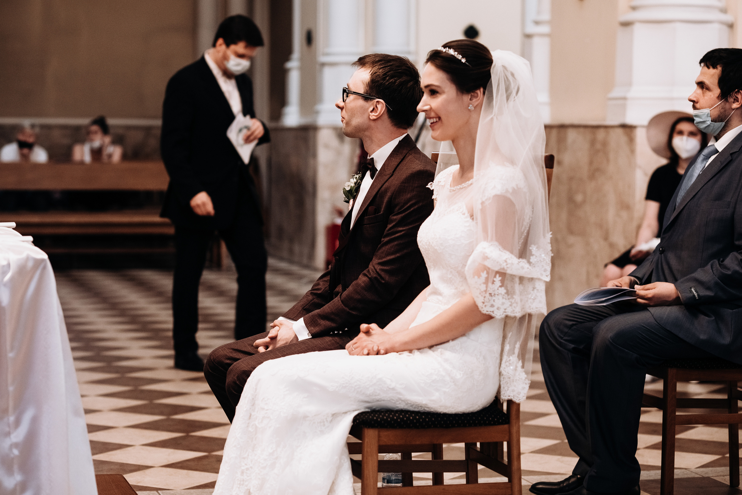 Олег и Вера. Венчание в католическом храме. Свадебный и семейный фотограф в Москве Евгения Лисина