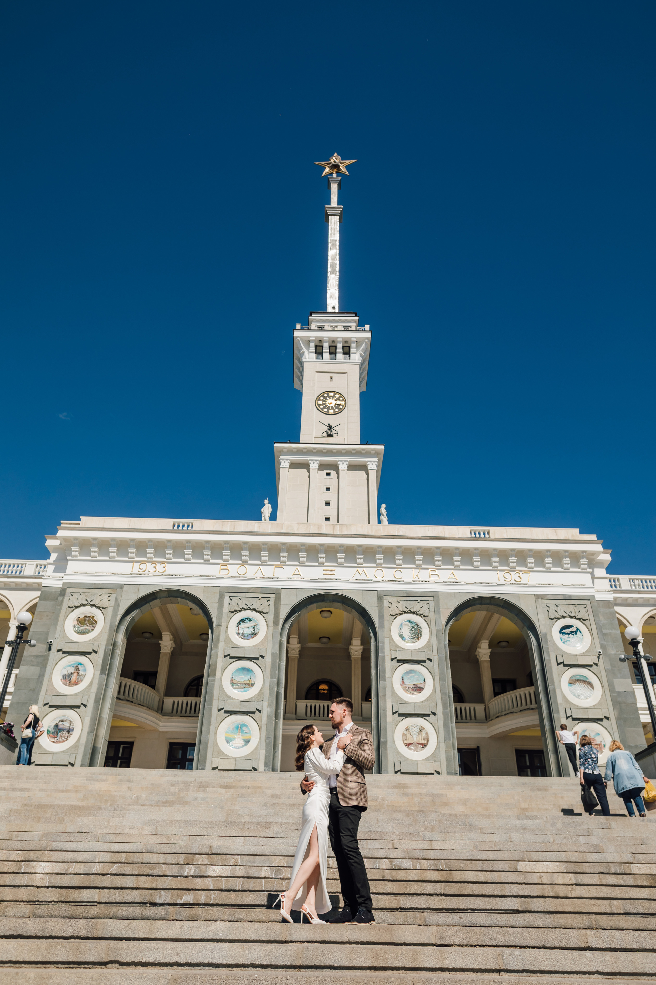 Таня и Саша. Речной вокзал. Свадебный и семейный фотограф в Москве Евгения Лисина