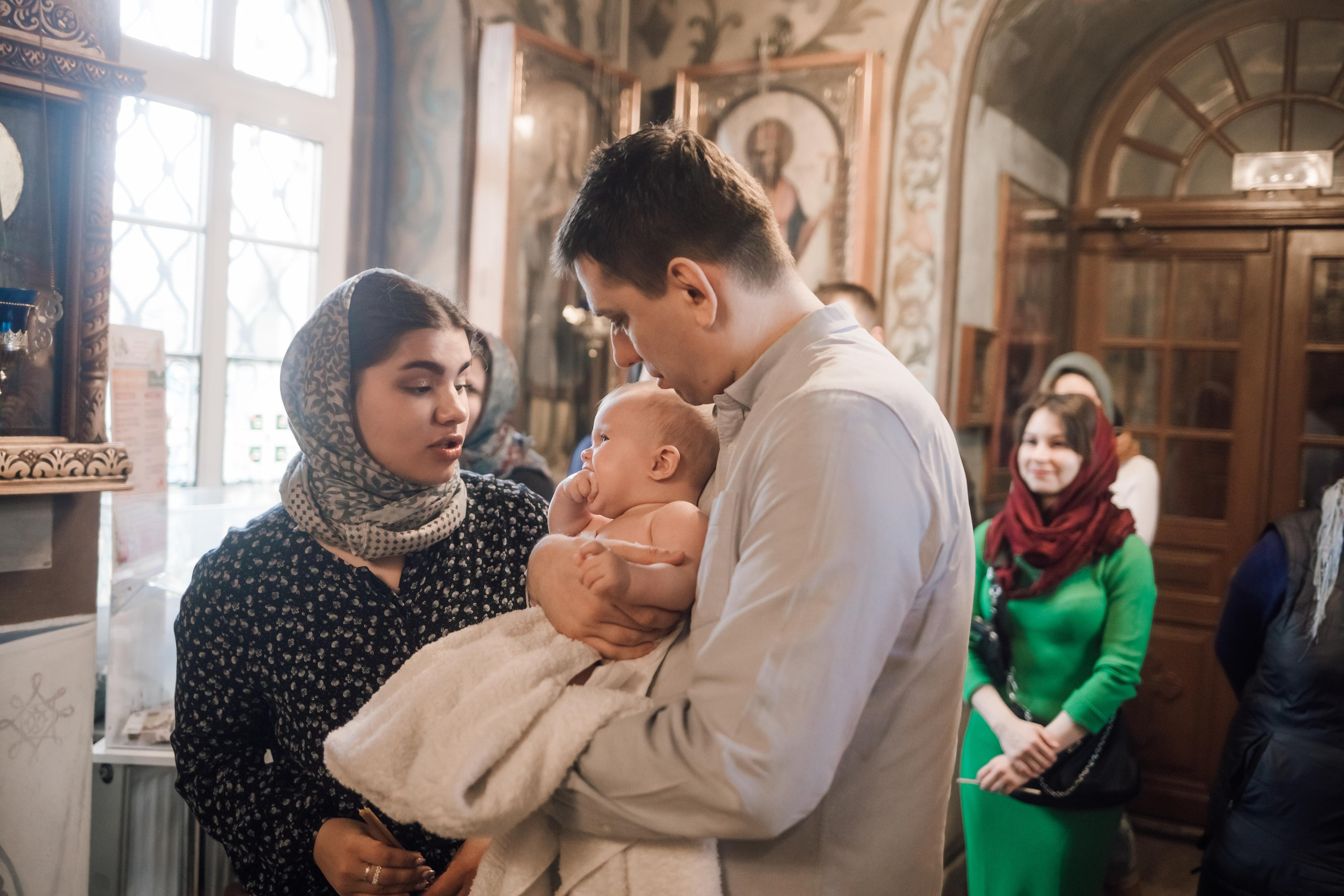 Фотоъемка крещения в Москве. Свадебный и семейный фотограф в Москве Евгения Лисина