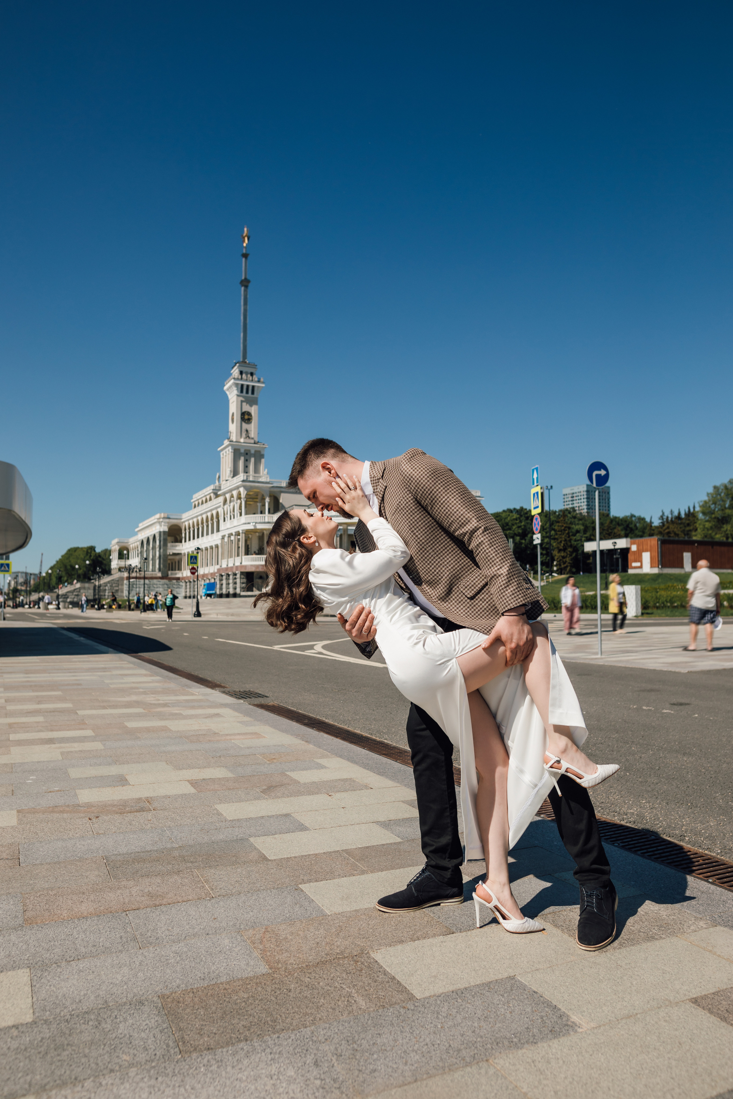 Таня и Саша. Речной вокзал. Свадебный и семейный фотограф в Москве Евгения Лисина