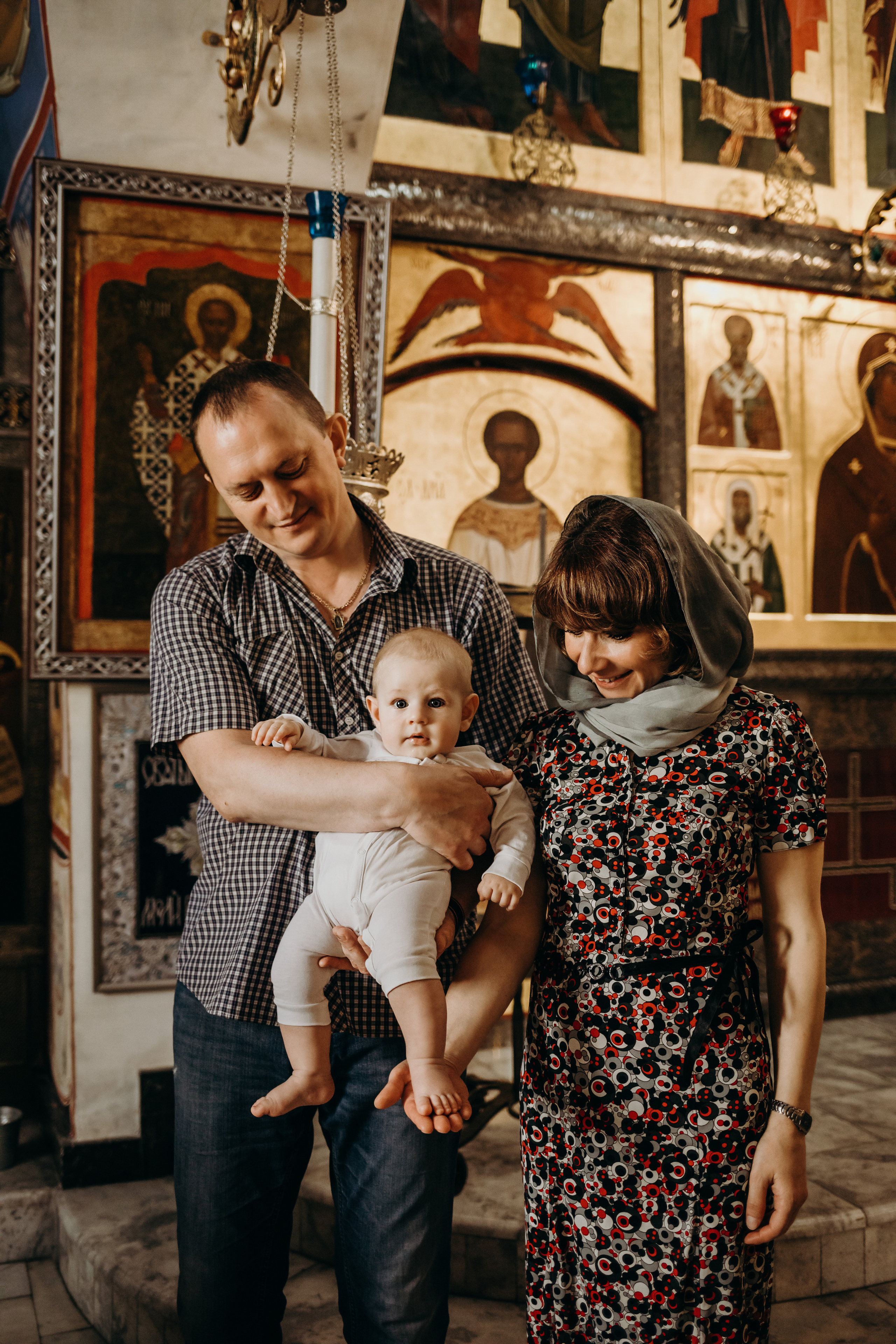 Фотоъемка крещения в Москве. Свадебный и семейный фотограф в Москве Евгения Лисина