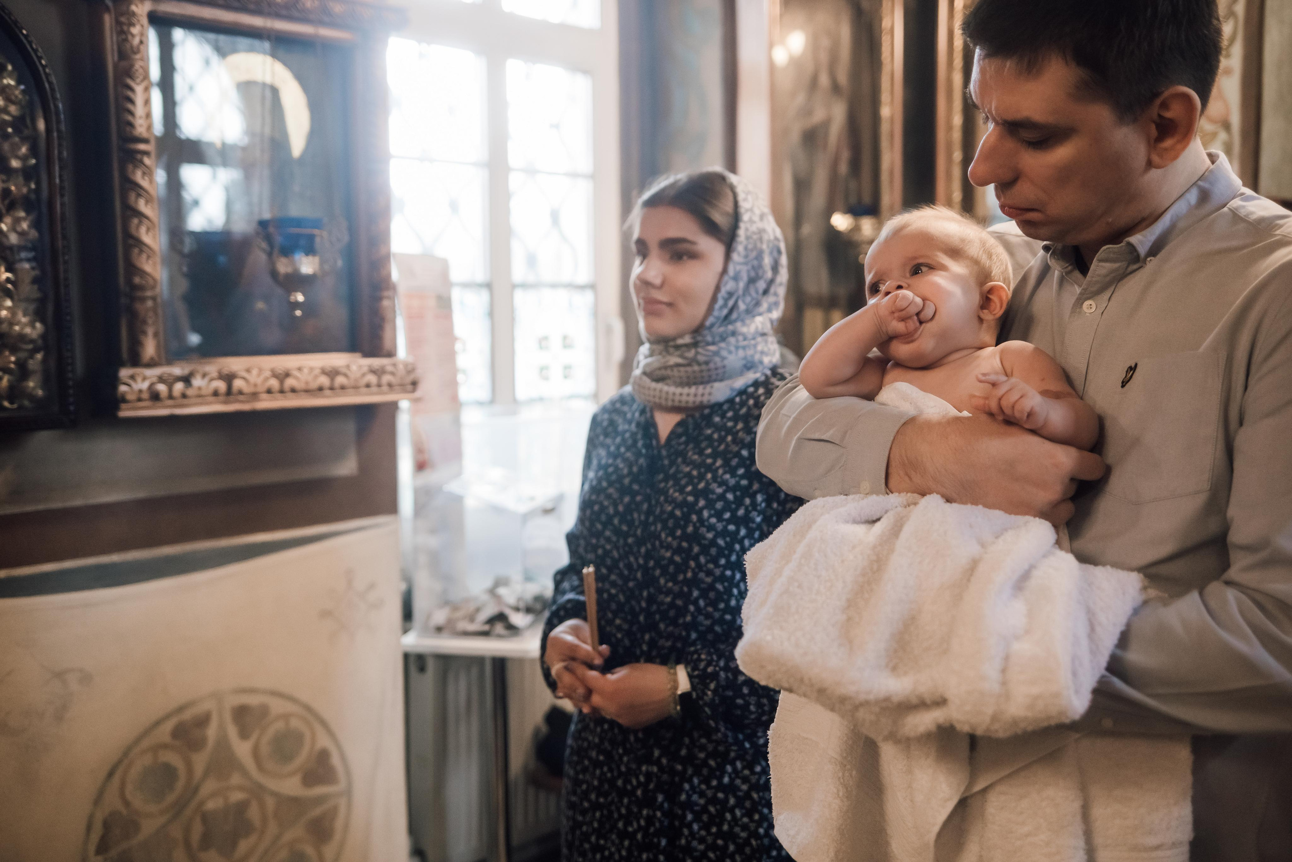 Фотоъемка крещения в Москве. Свадебный и семейный фотограф в Москве Евгения Лисина