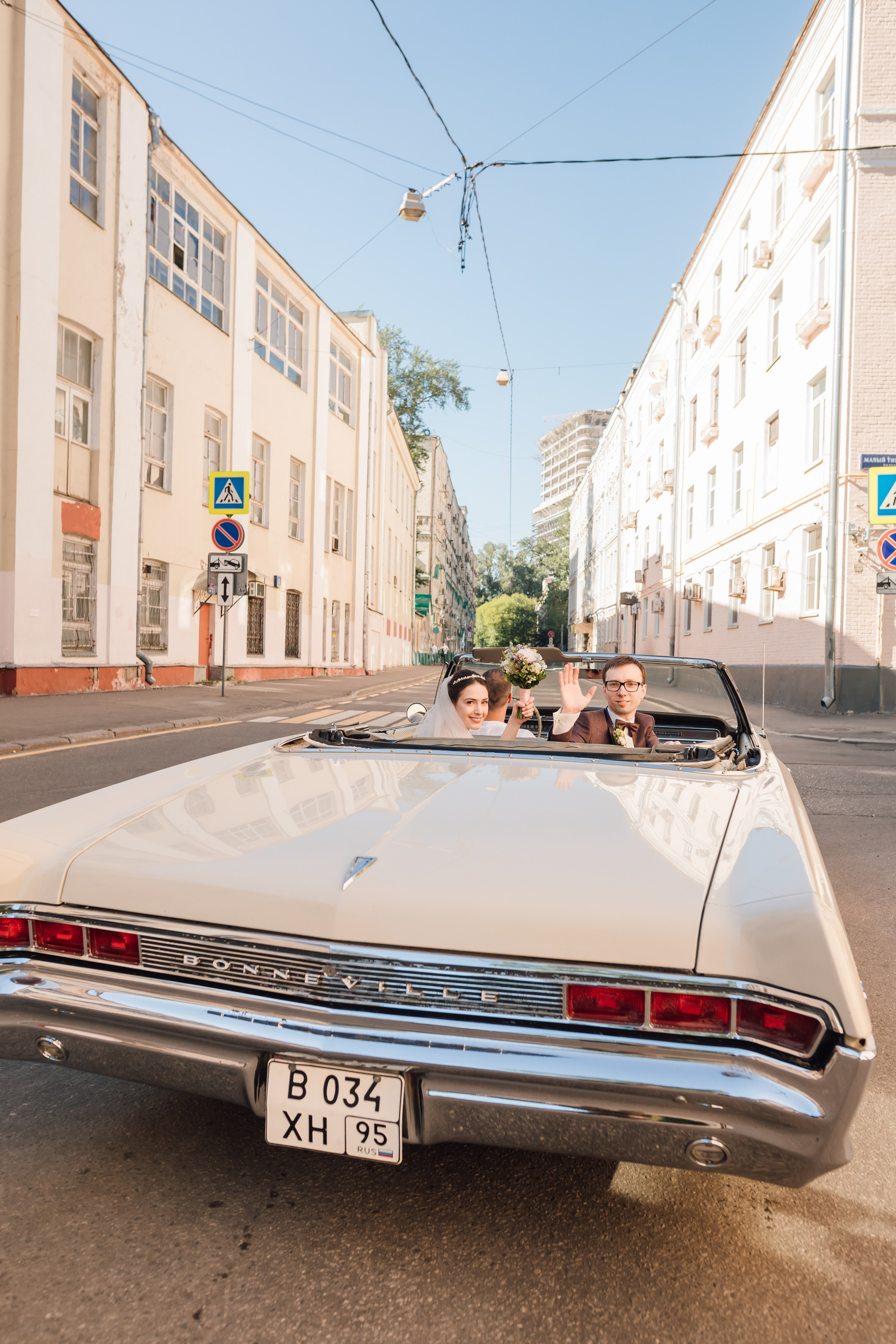Олег и Вера. Венчание в католическом храме. Свадебный и семейный фотограф в Москве Евгения Лисина
