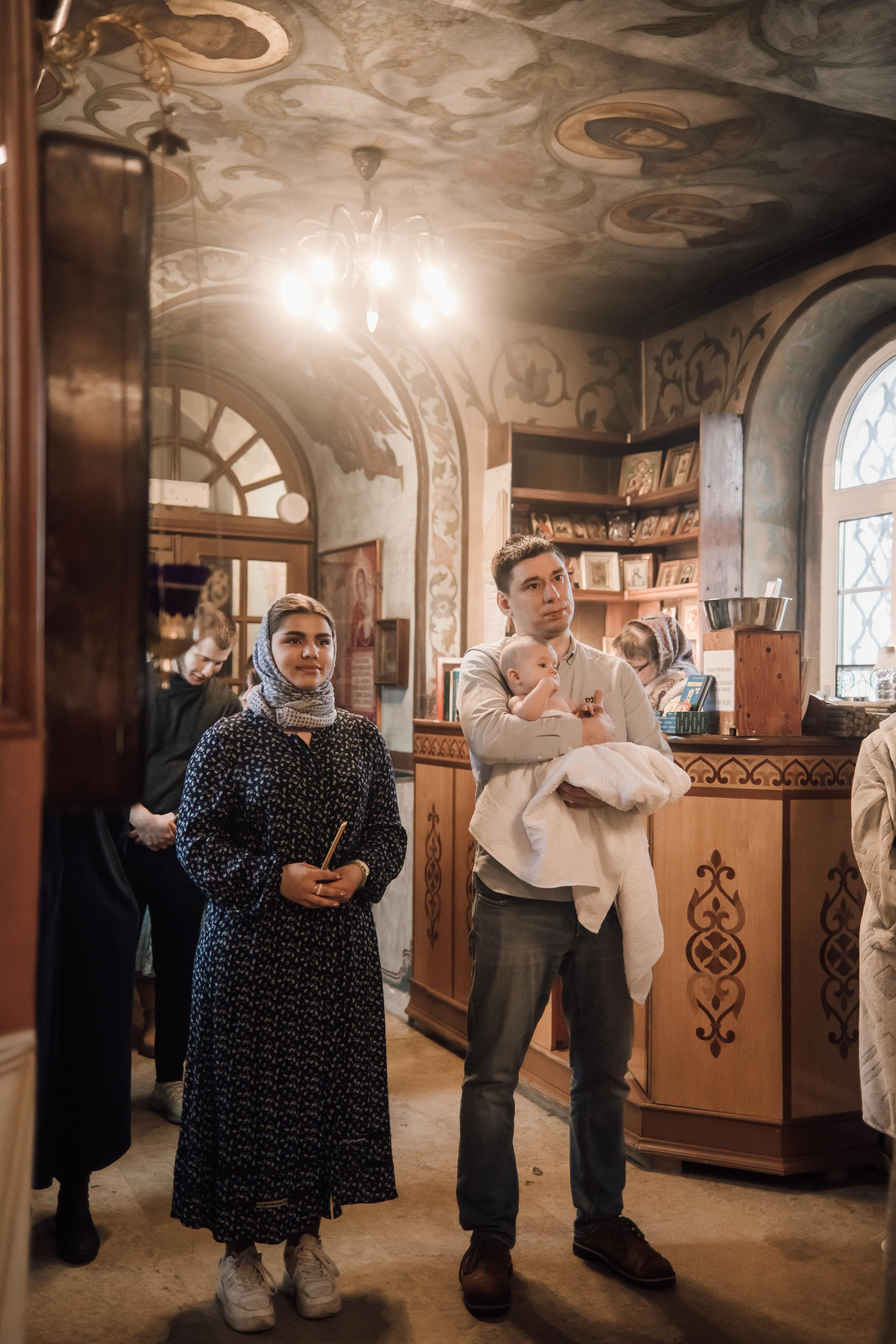 Фотоъемка крещения в Москве. Свадебный и семейный фотограф в Москве Евгения Лисина