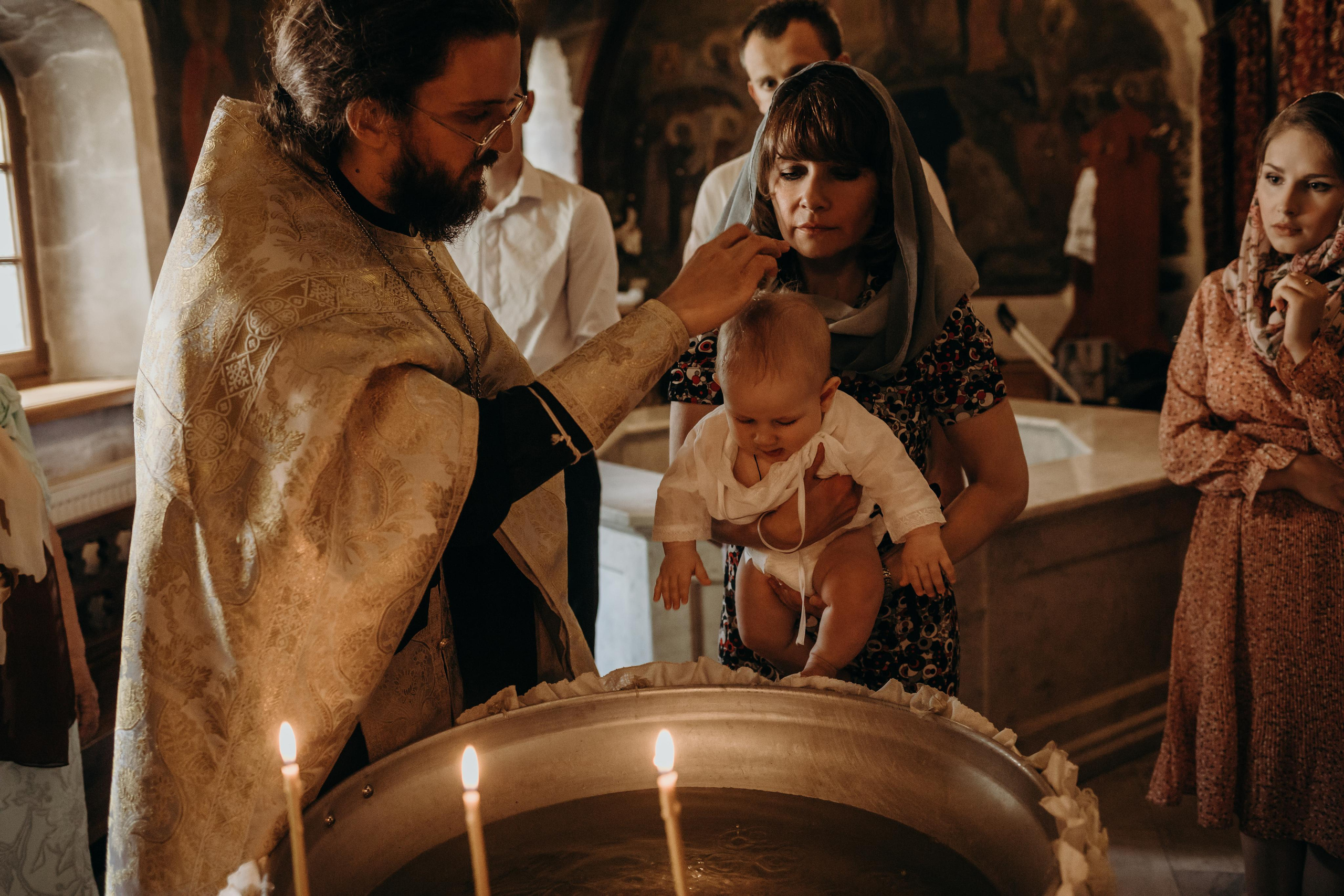 Фотоъемка крещения в Москве. Свадебный и семейный фотограф в Москве Евгения Лисина