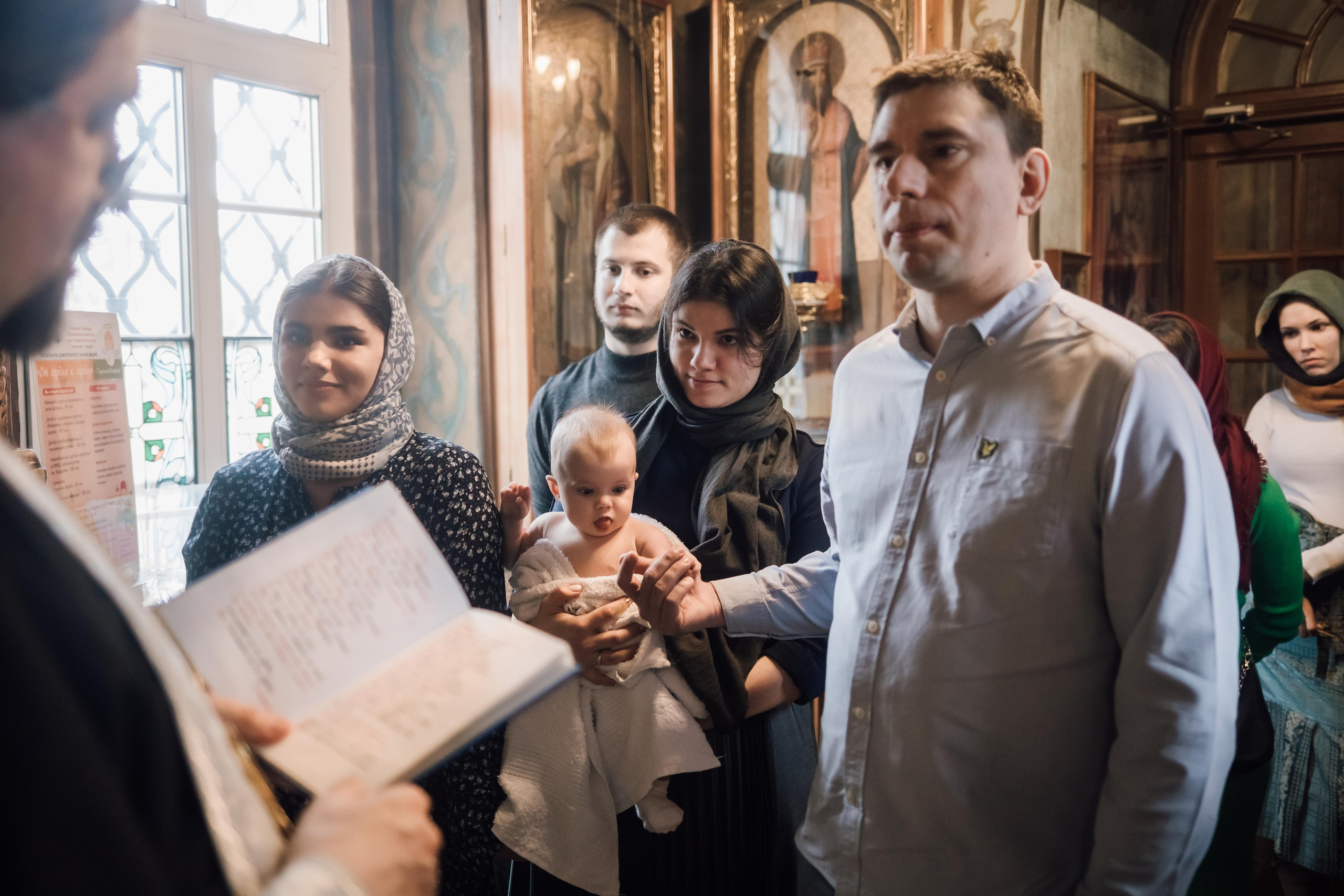 Фотоъемка крещения в Москве. Свадебный и семейный фотограф в Москве Евгения Лисина