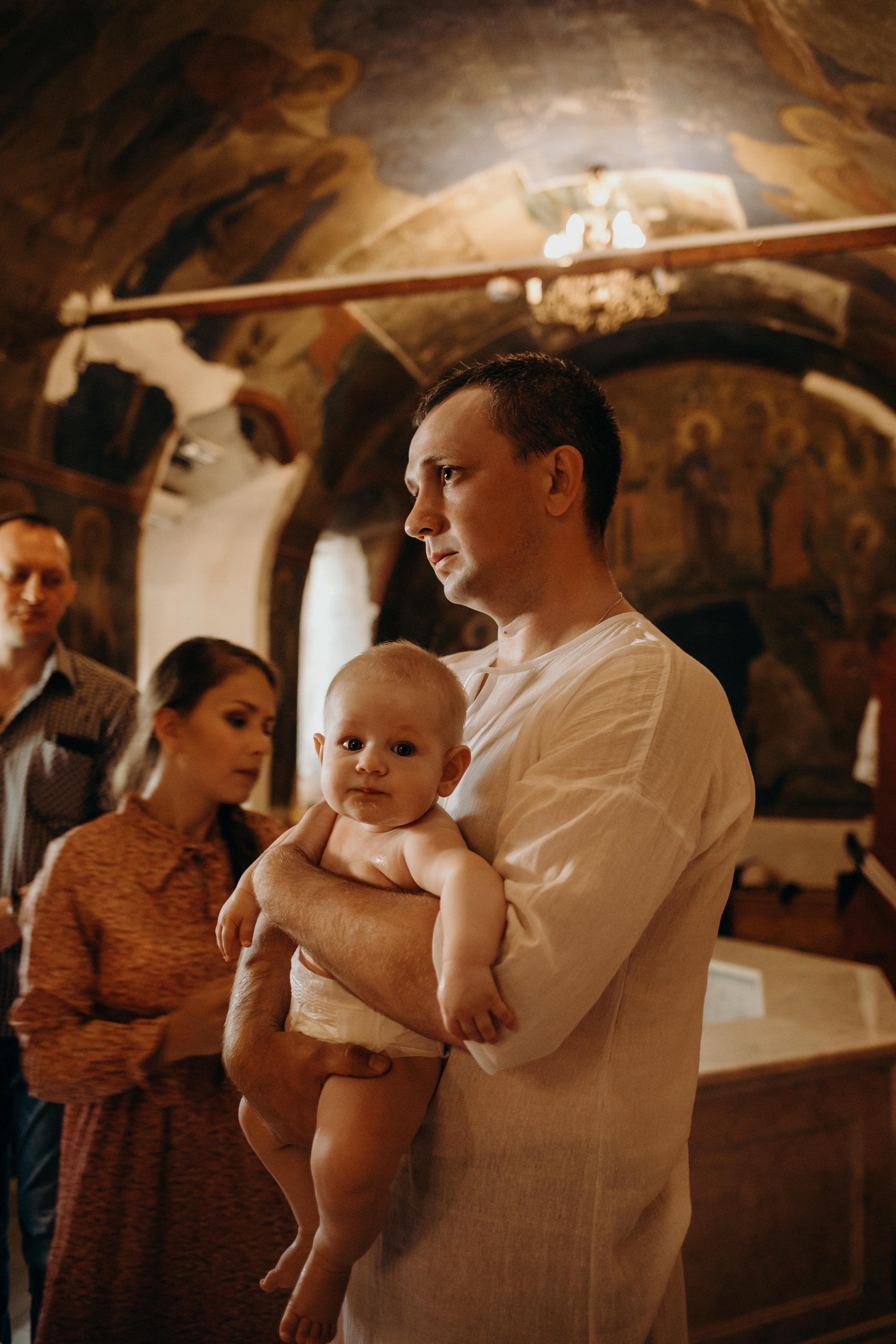 Фотоъемка крещения в Москве. Свадебный и семейный фотограф в Москве Евгения Лисина