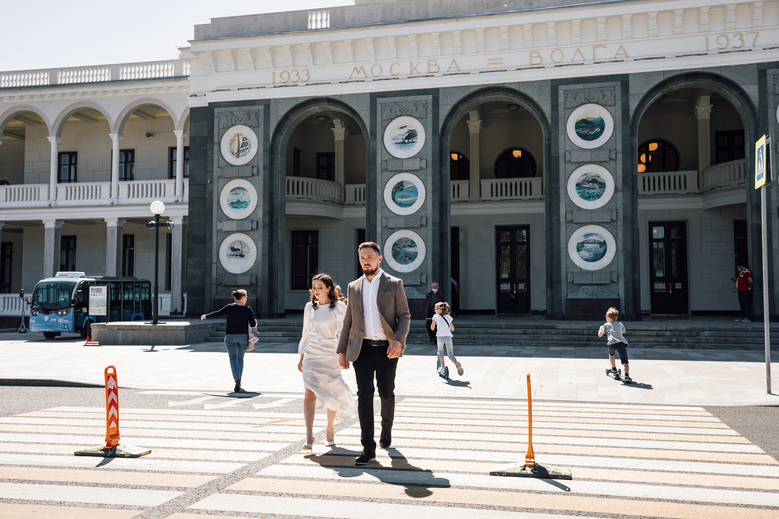 Таня и Саша. Речной вокзал. Свадебный и семейный фотограф в Москве Евгения Лисина