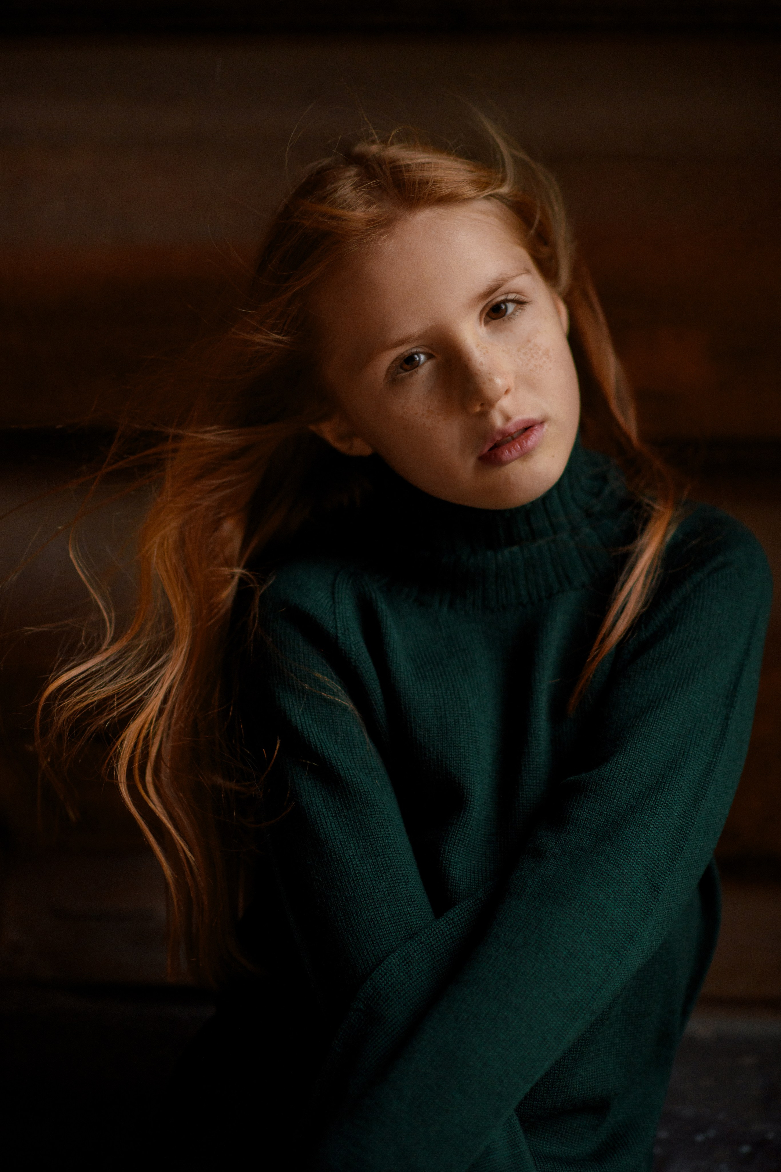 Фотосессия рыжей девочки-подростка в Коломенском. Главная