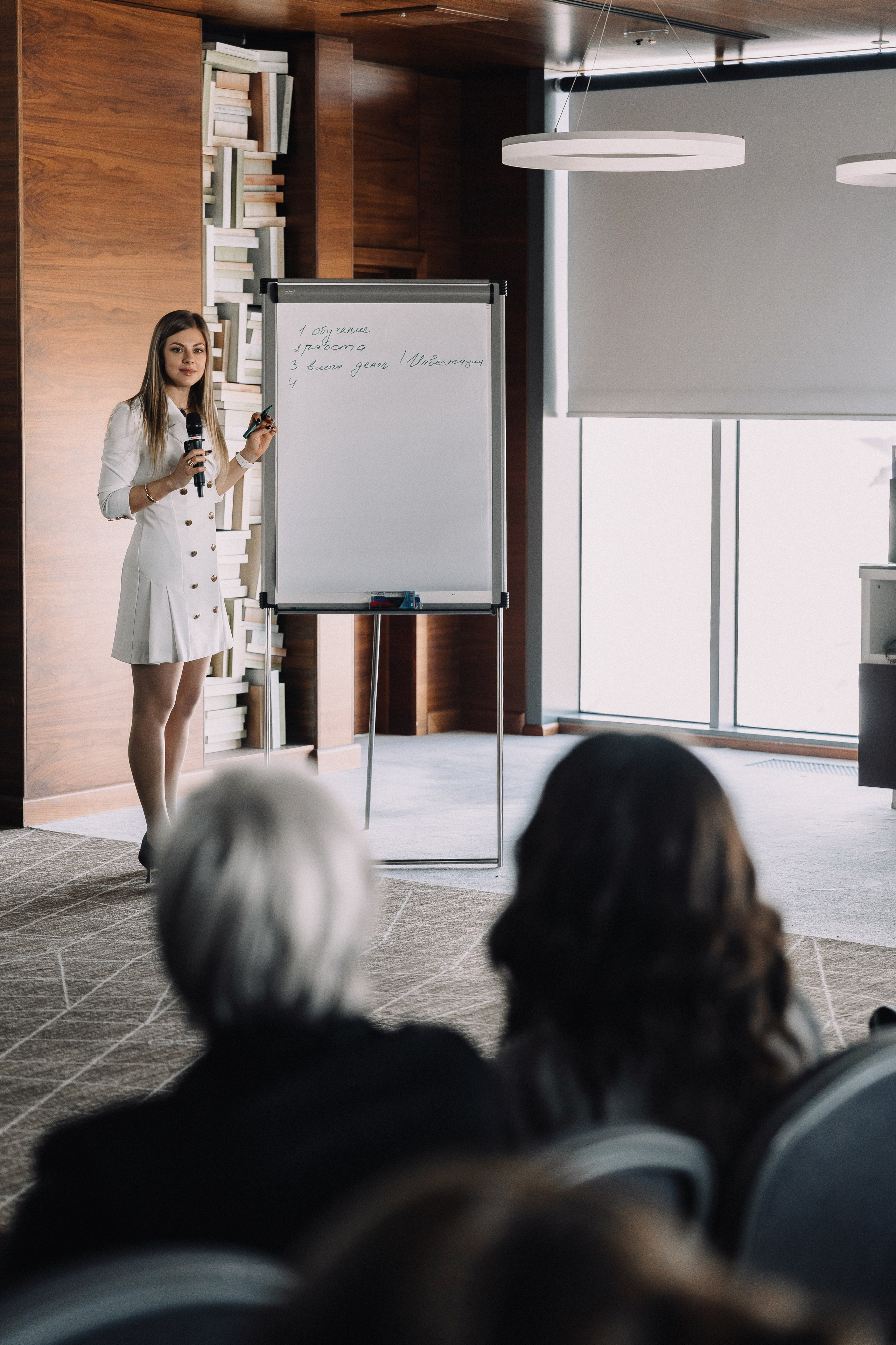 Застройщики Москвы MR (МАРРИОТ). Свадебный и репортажный фотограф в Воронеже Роман Янко