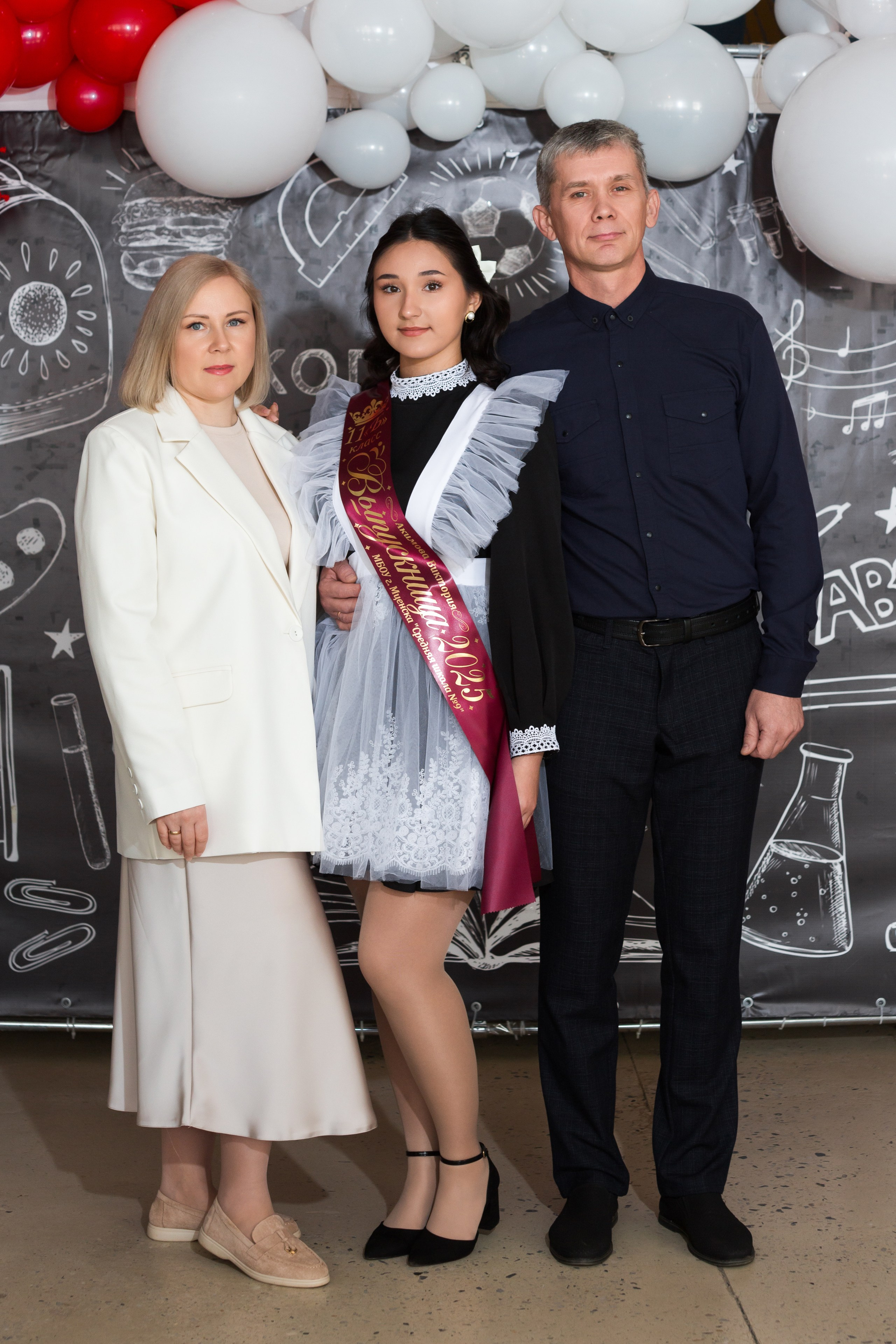 ФОТОСЕССИЯ С РОДИТЕЛЯМИ «ПОСЛЕДНИЙ ЗВОНОК — 2025» 9 ШКОЛА Г.МЦЕНСК. Профессиональный фотограф в Мценске и Орловской области