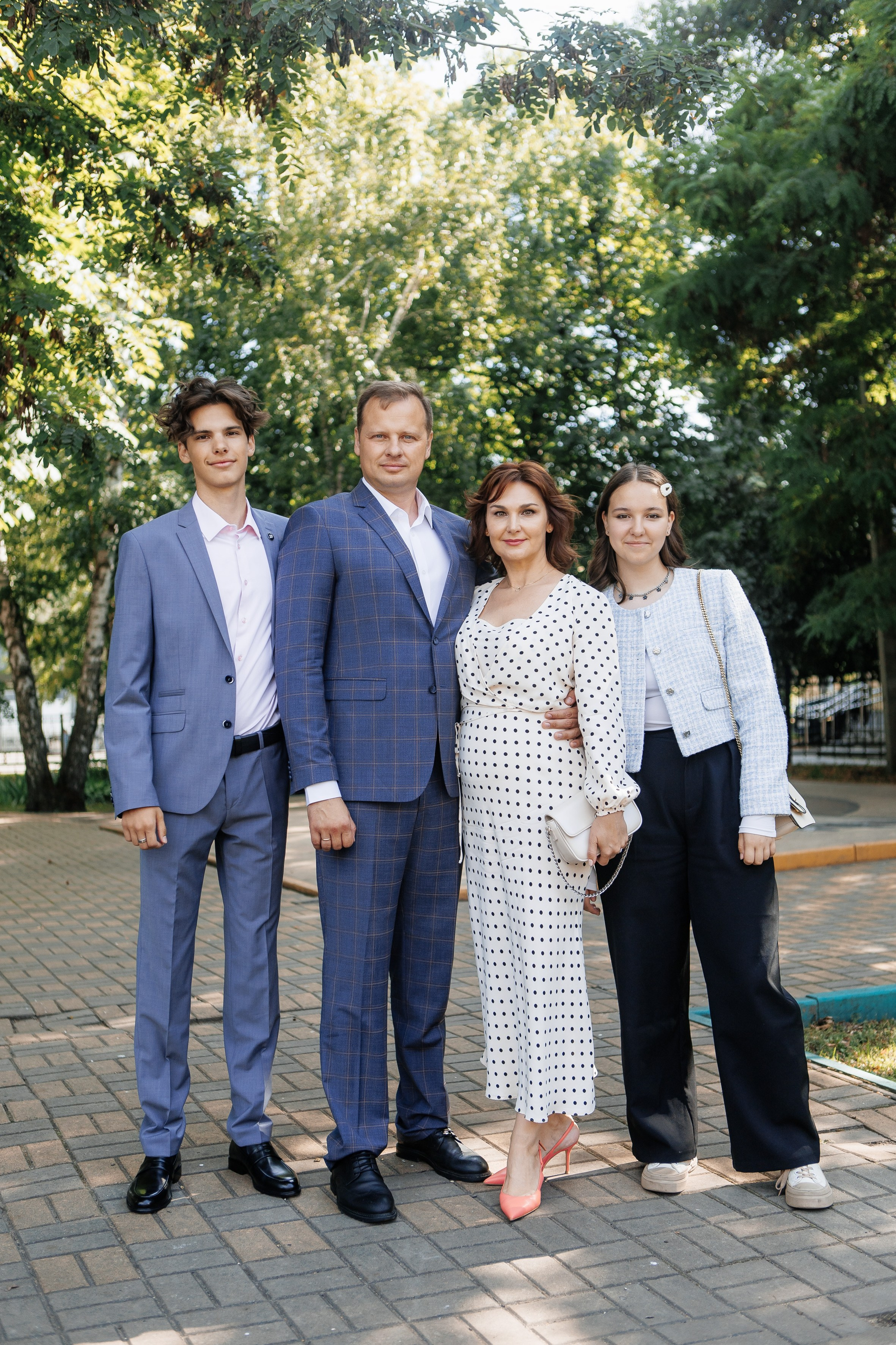 Выпускной Гимназия 12 2024 г. Свадебный и портретный Фотограф в Липецке Дмитрий Котюков