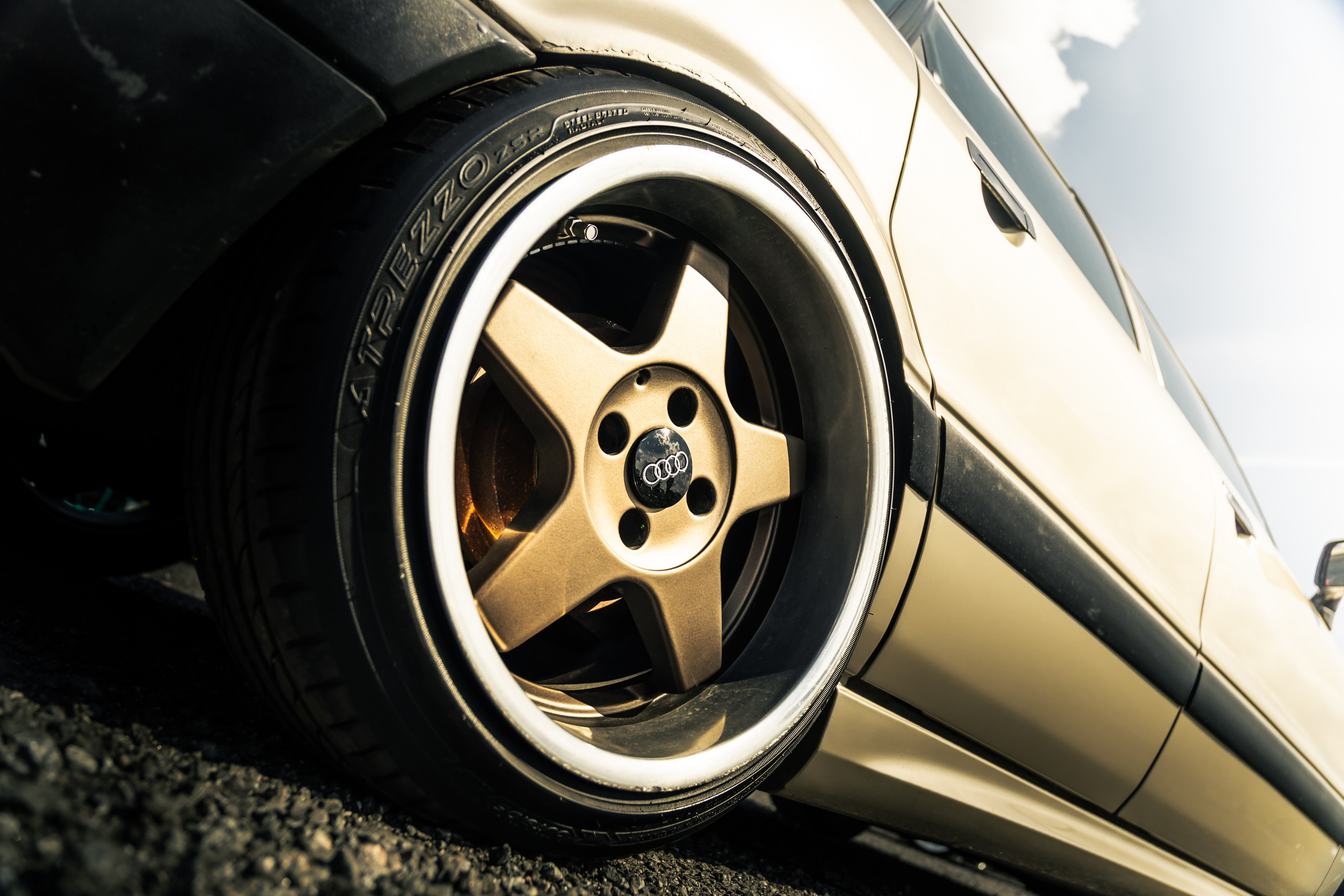 TURBO NIGHT. Opasnophoto