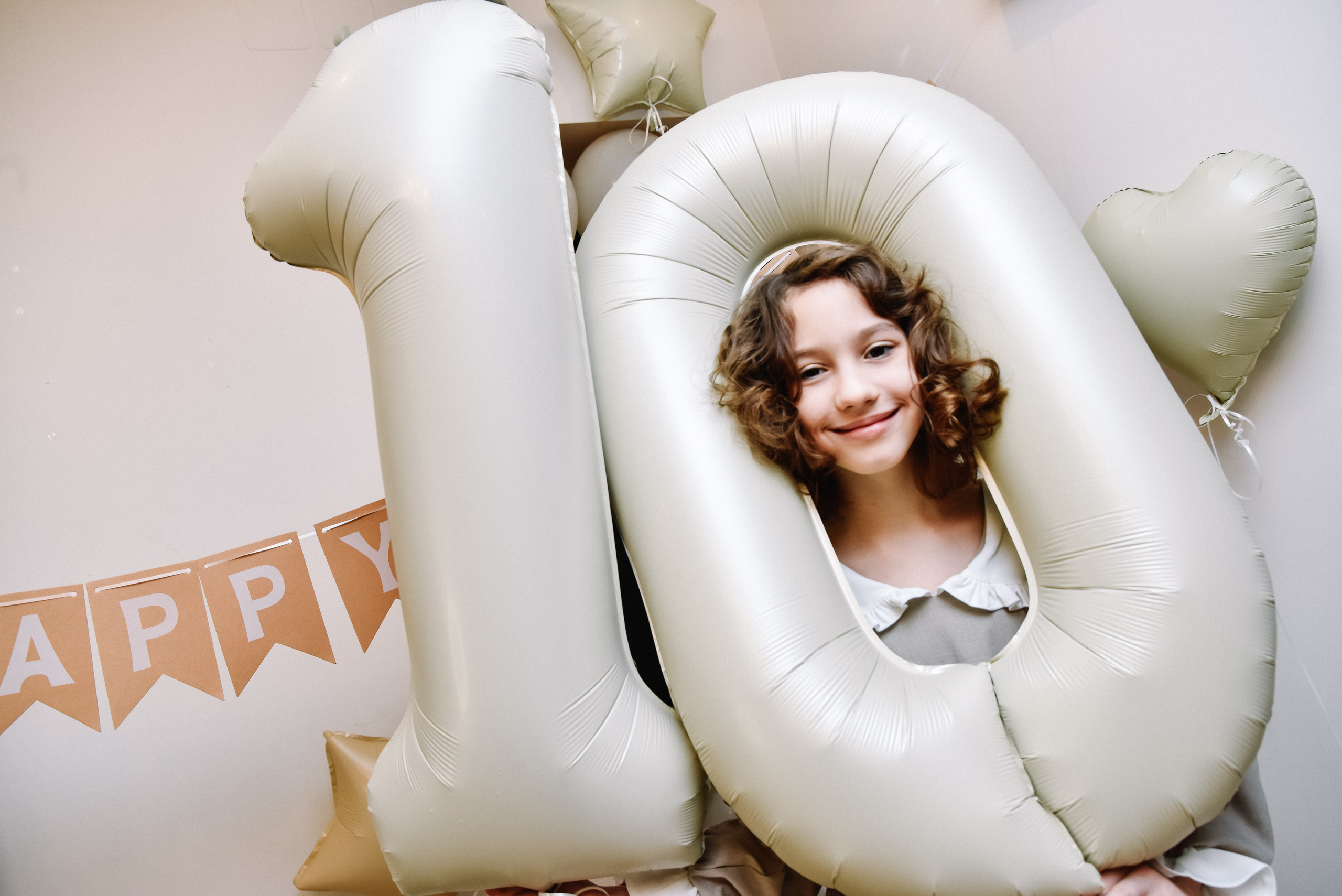 Полине 10 лет